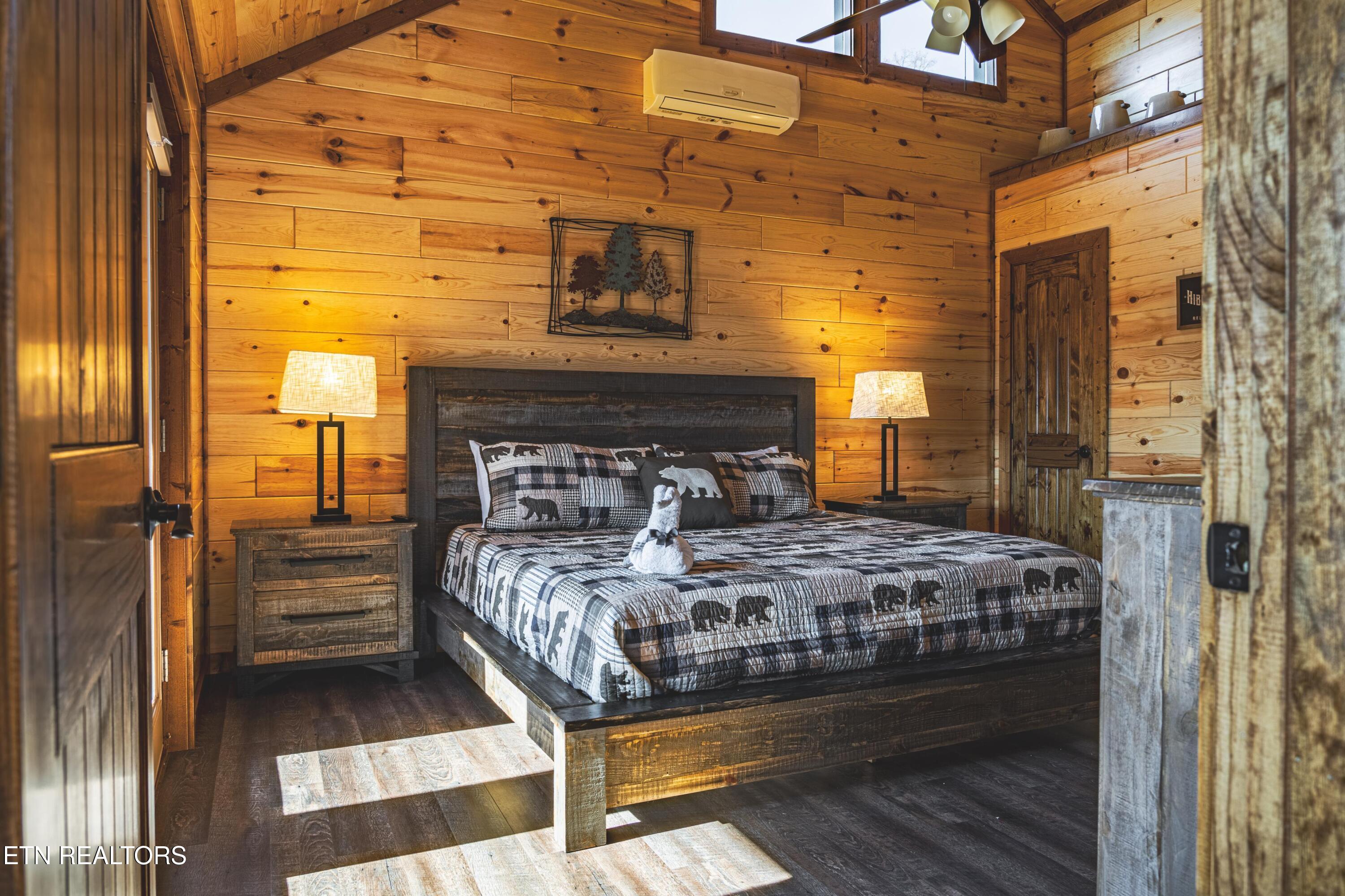 918 Elm Road Gatlinburg TN 37738