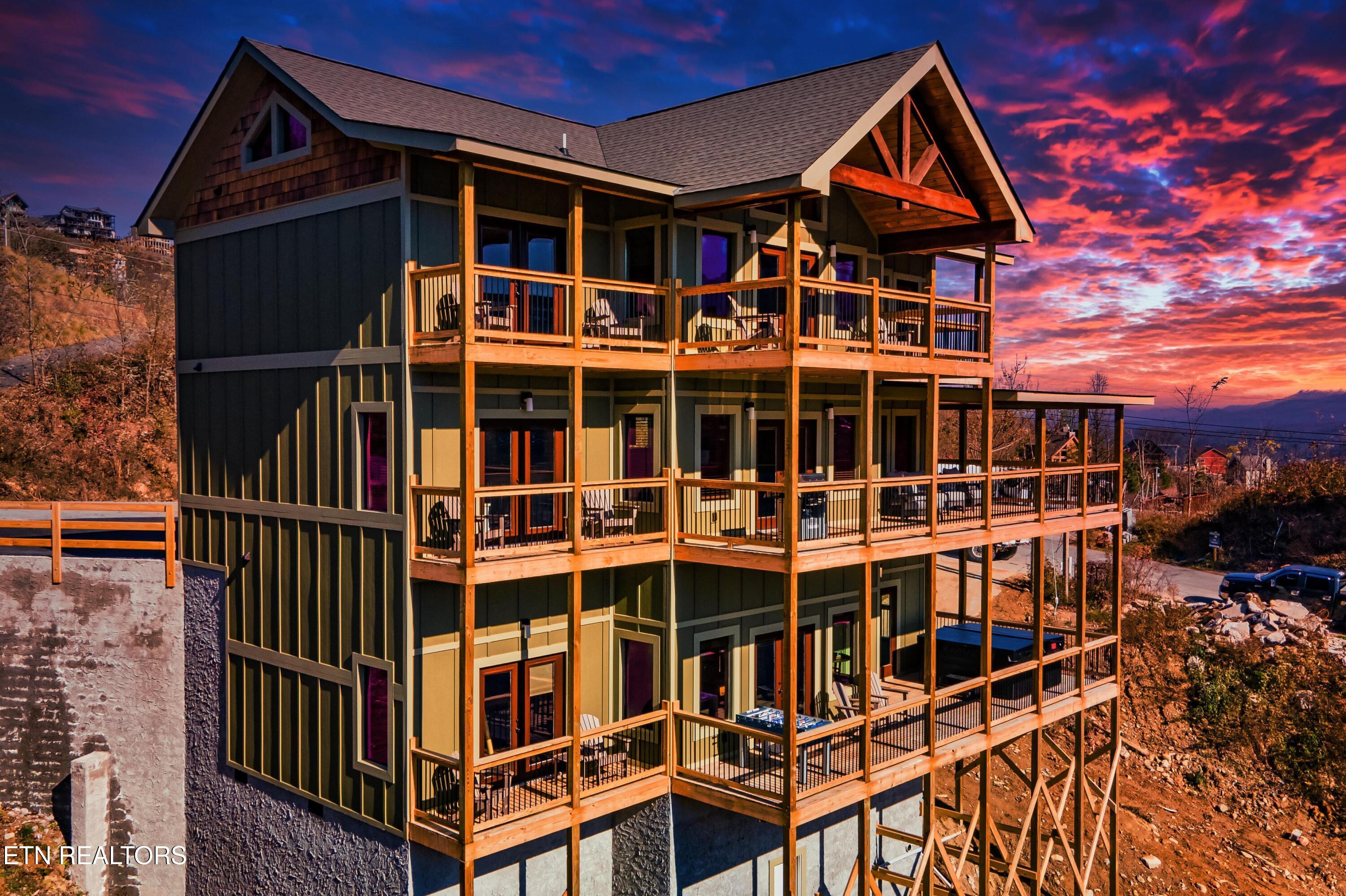 918 Elm Road Gatlinburg TN 37738