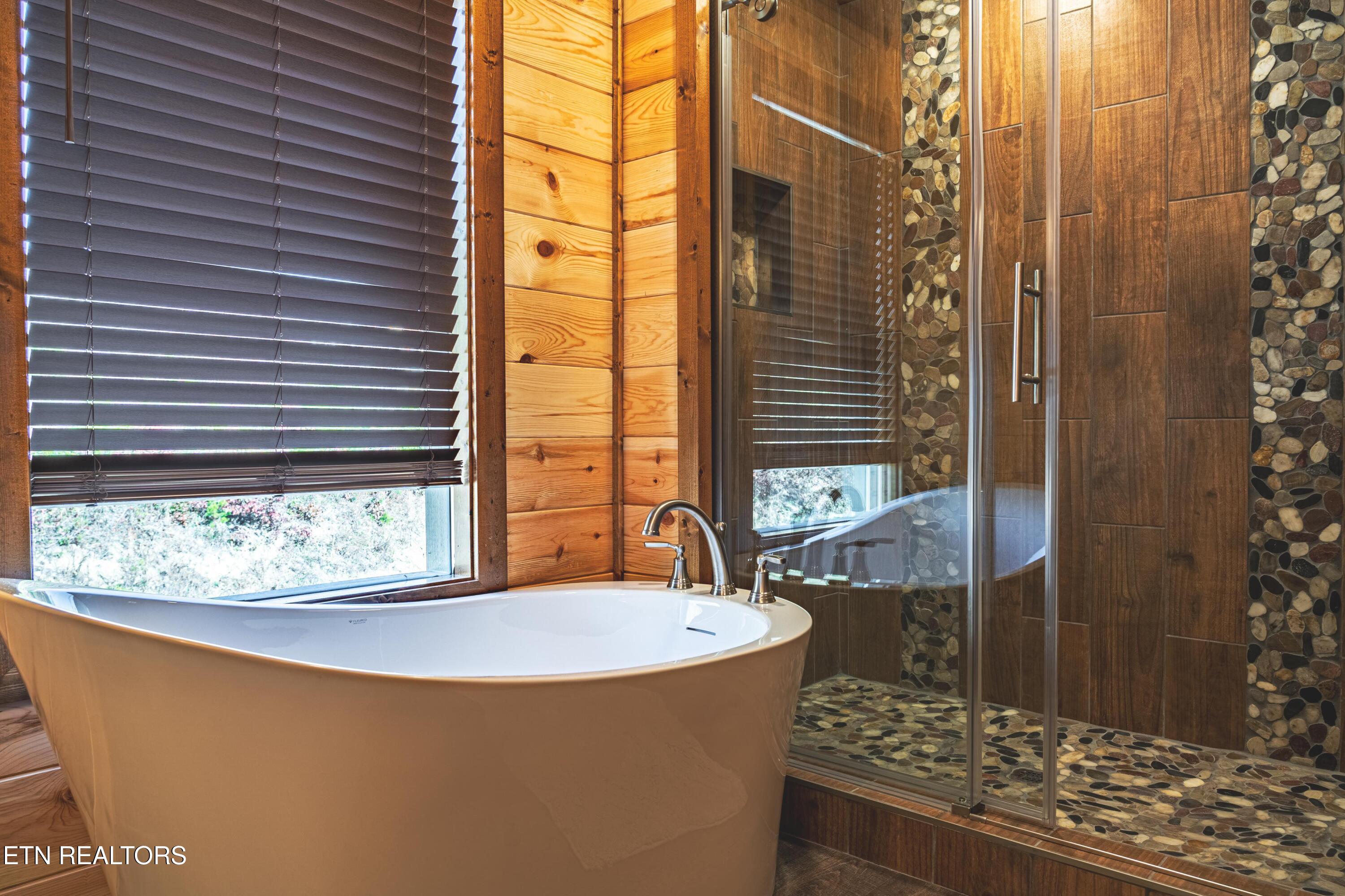 918 Elm Road Gatlinburg TN 37738