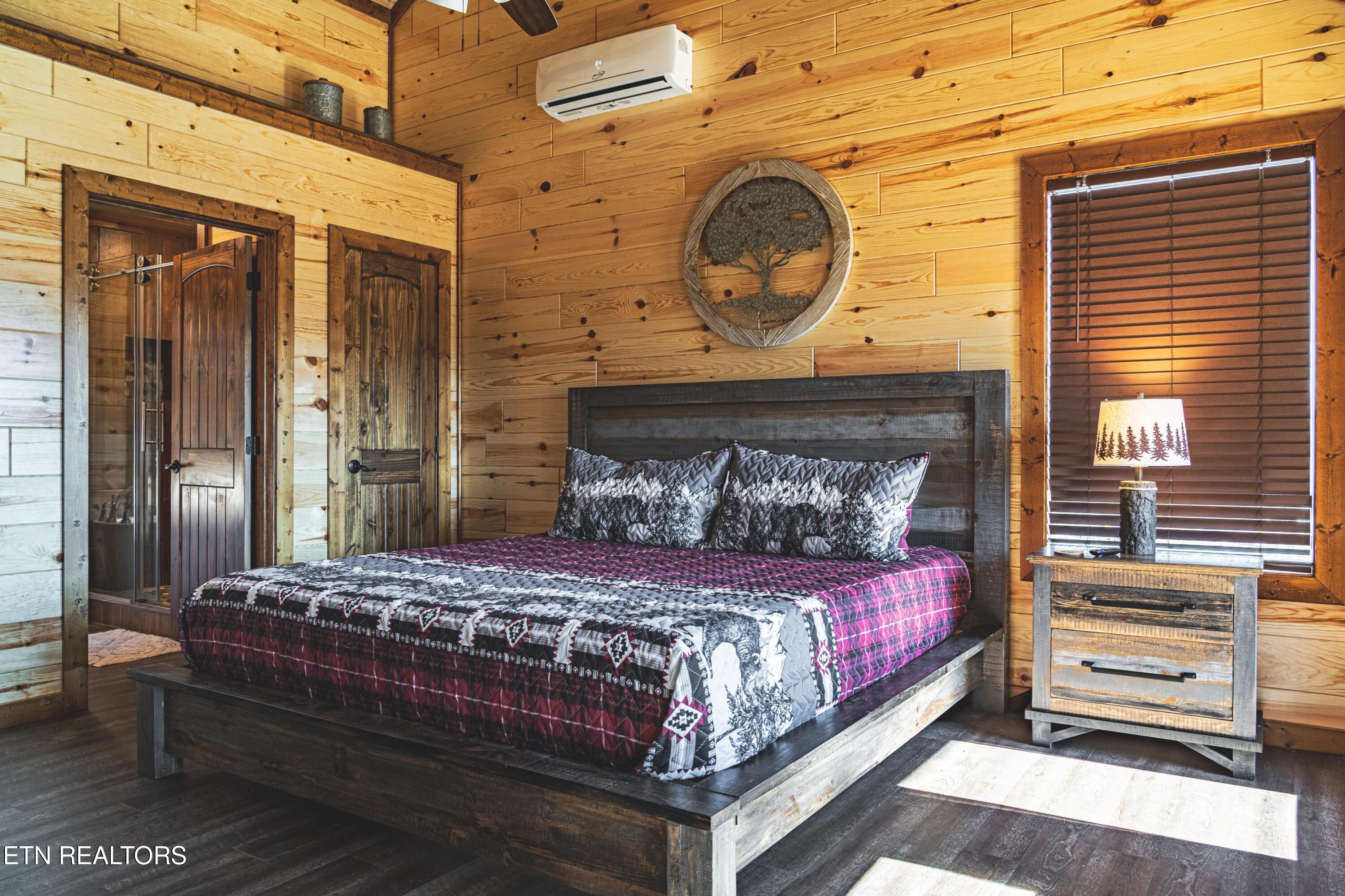 918 Elm Road Gatlinburg TN 37738