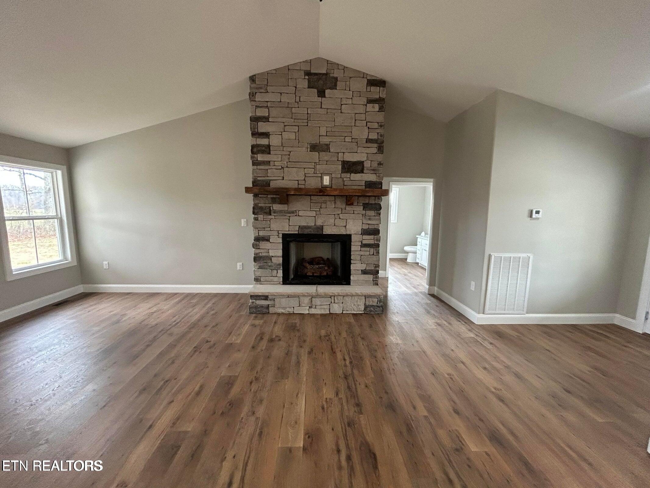 906 Colby Circle Crossville TN 38571
