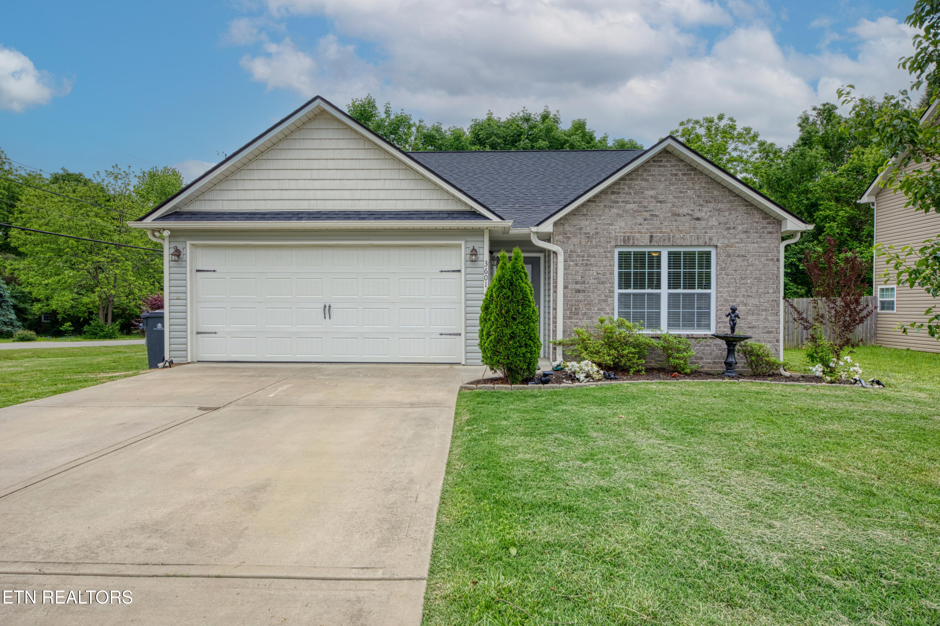 3601 Flowering Vine Way Knoxville TN 37917
