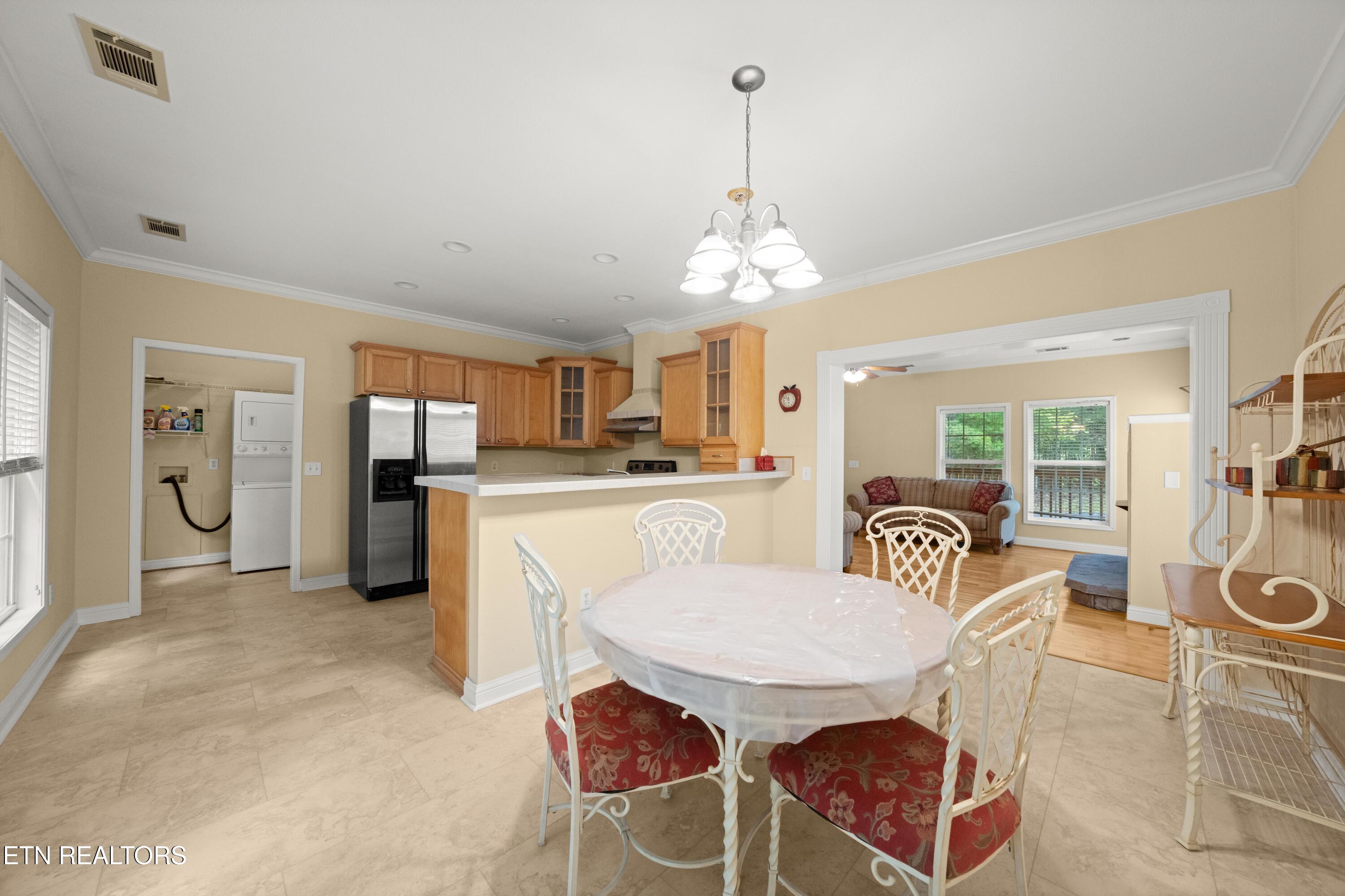 359 E Cove Road Monterey TN 38574