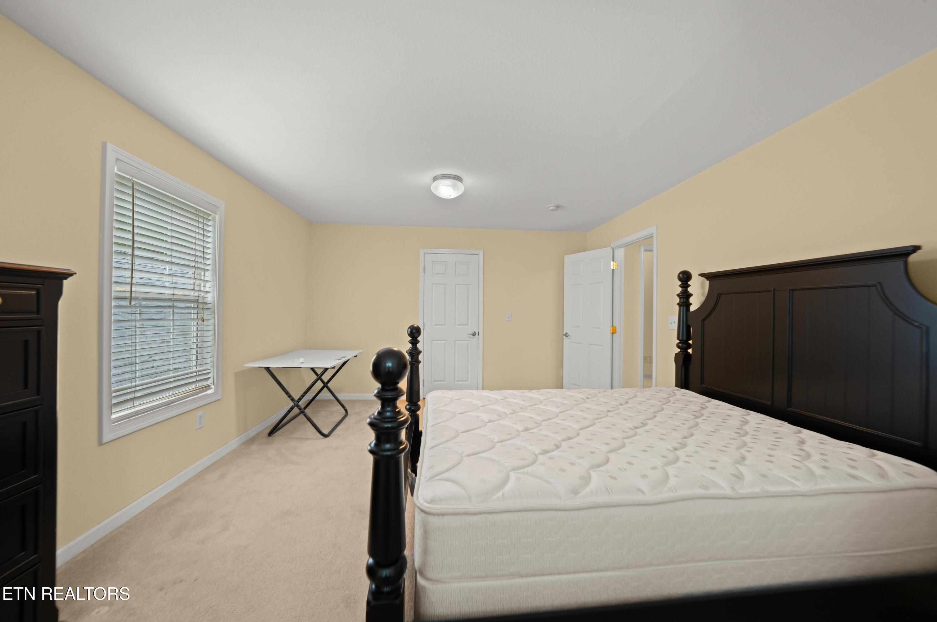 359 E Cove Road Monterey TN 38574