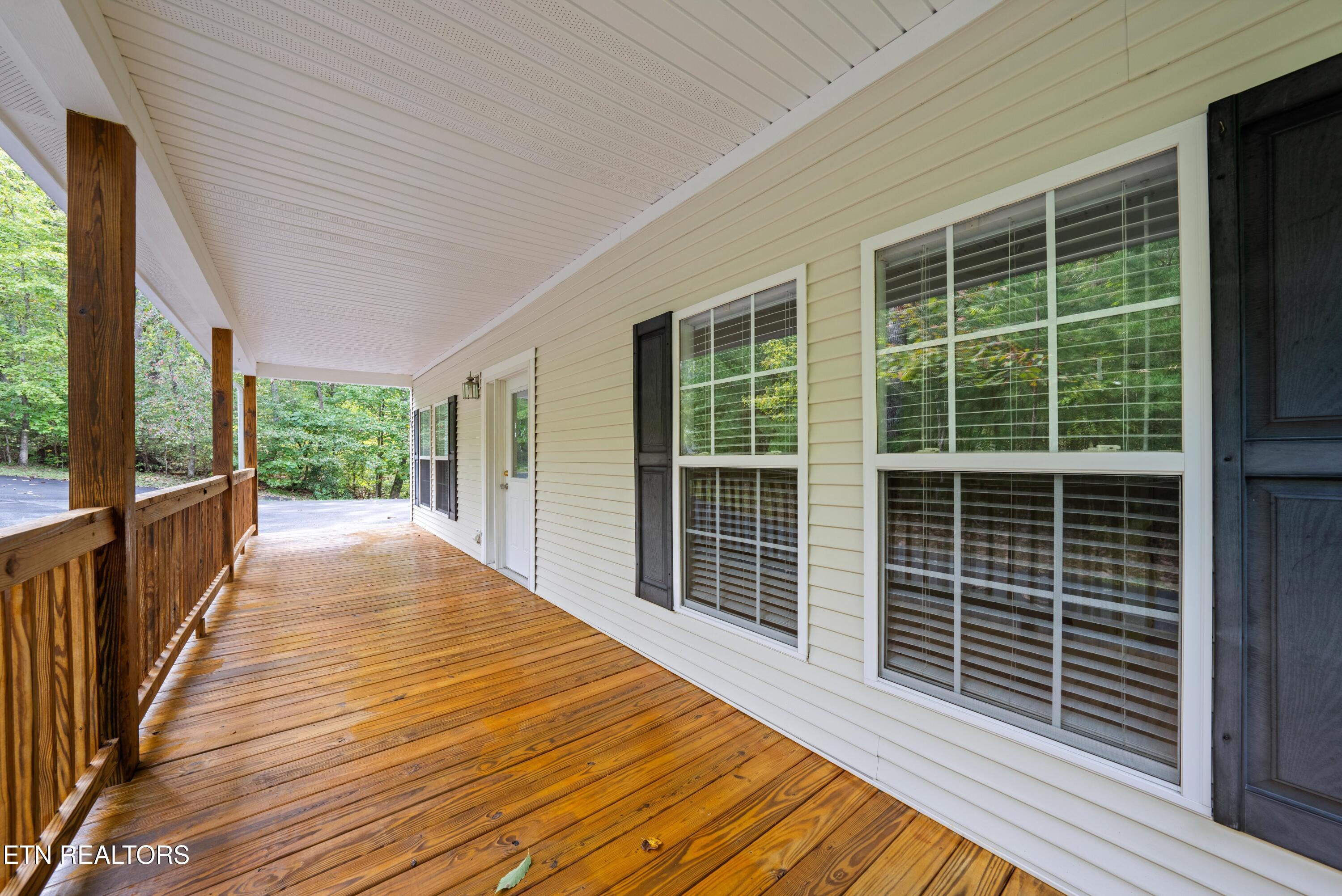359 E Cove Road Monterey TN 38574