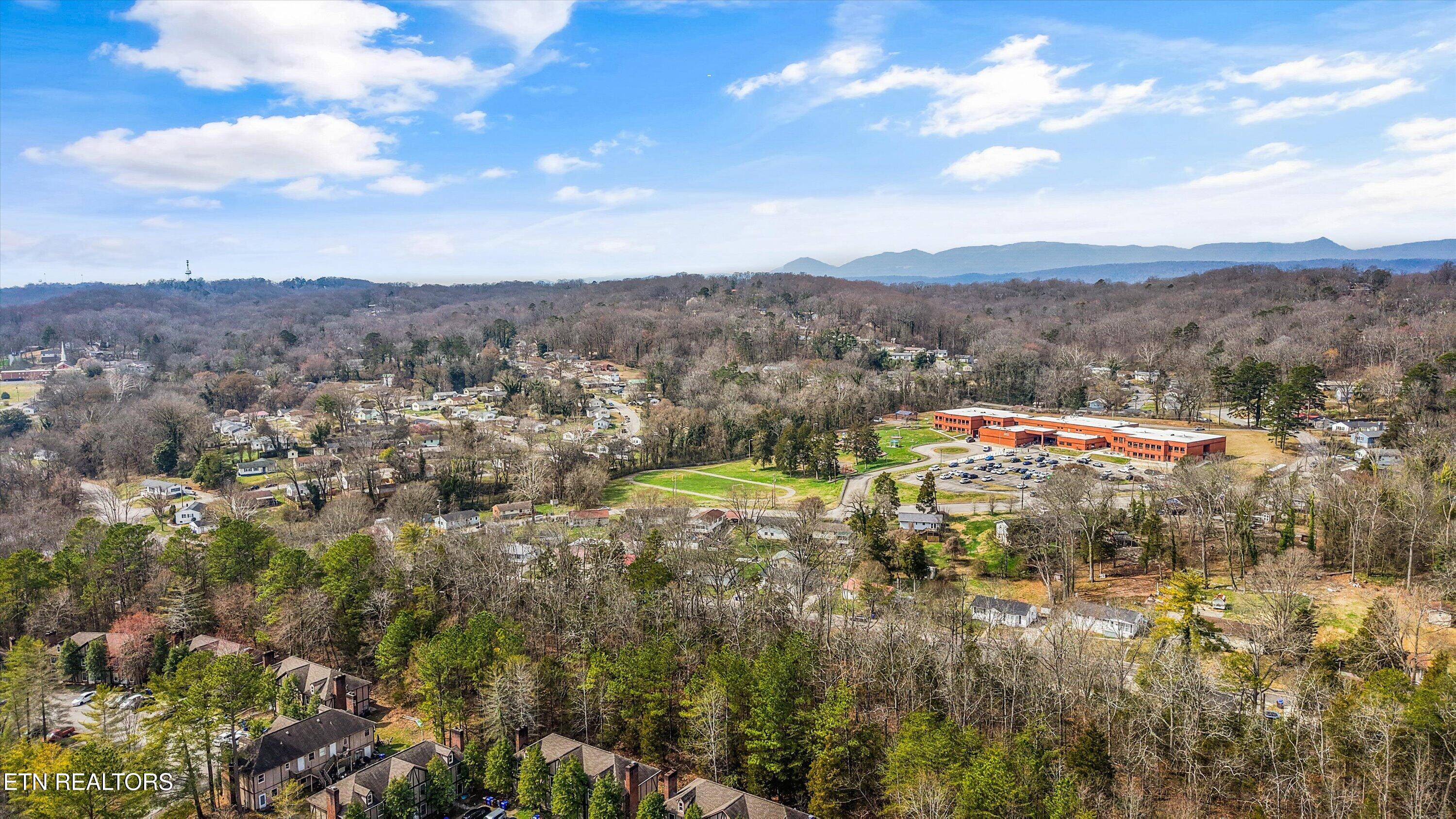 127 Athens Road Oak Ridge TN 37830
