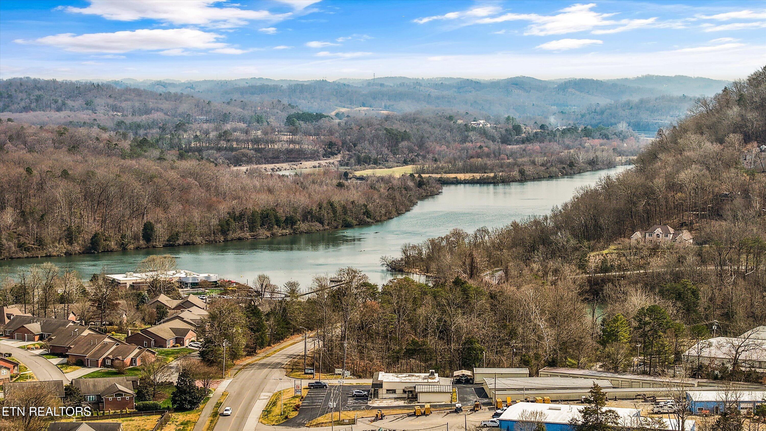 127 Athens Road Oak Ridge TN 37830