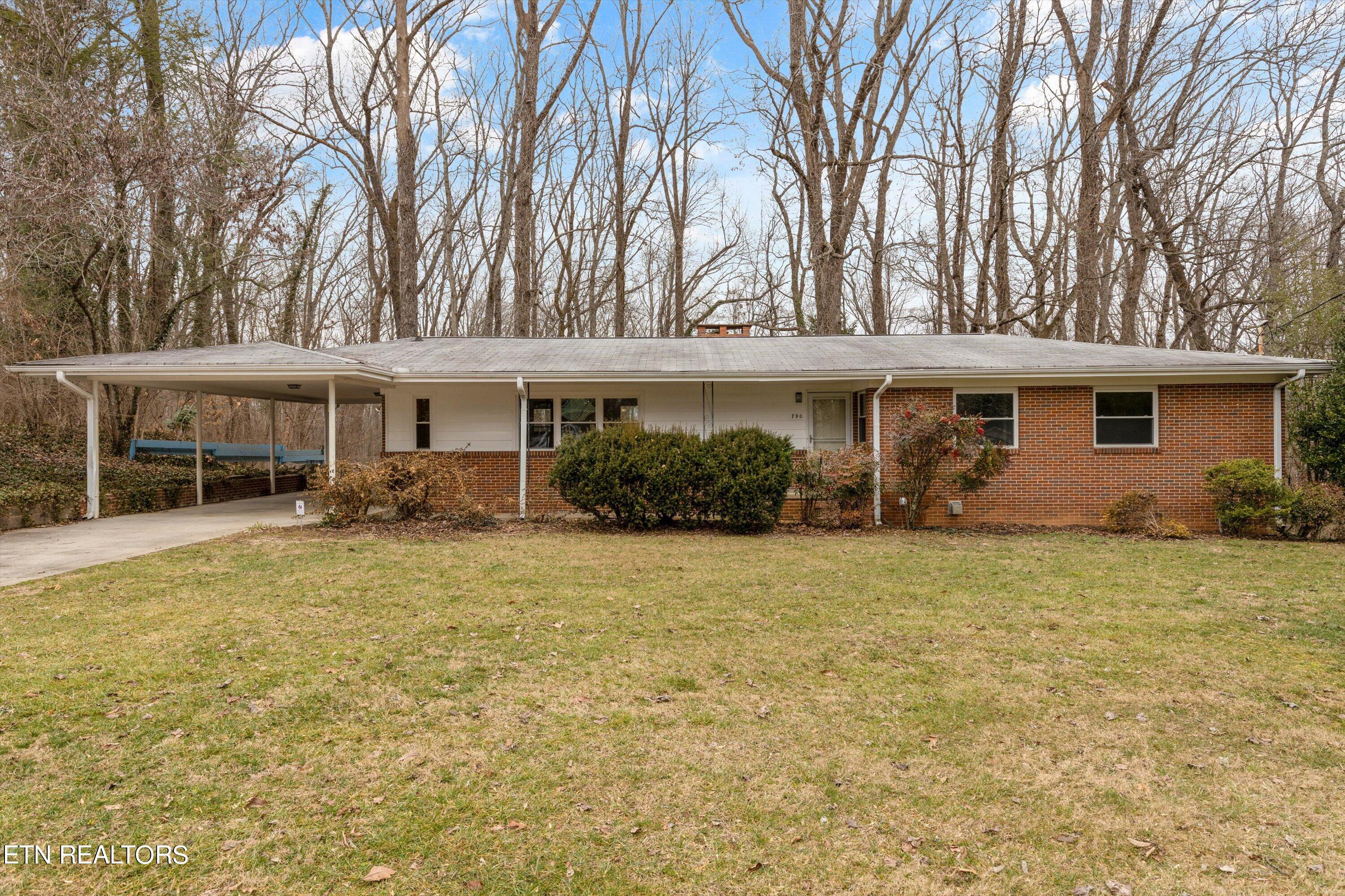 790 W Outer Drive Oak Ridge TN 37830