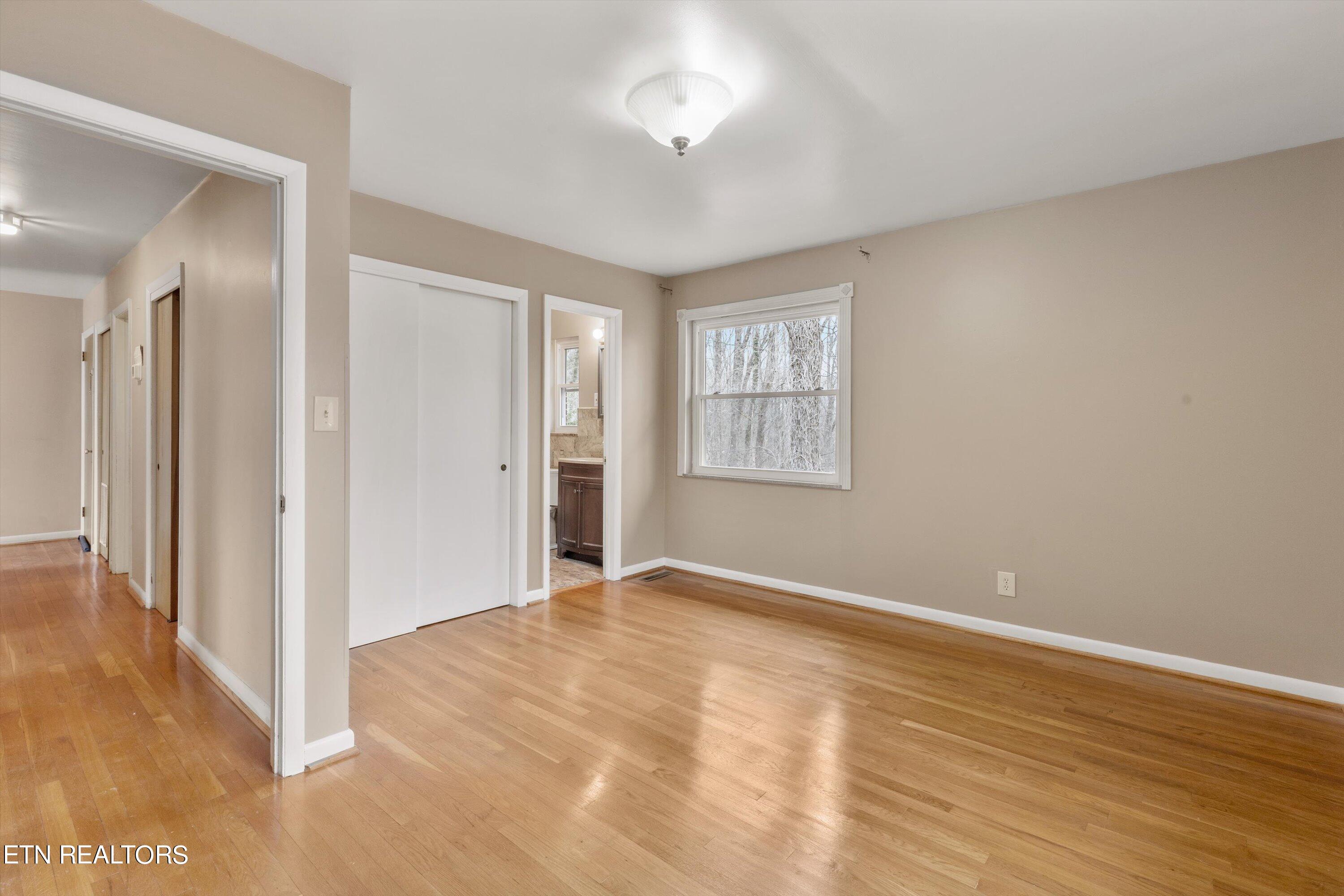 790 W Outer Drive Oak Ridge TN 37830