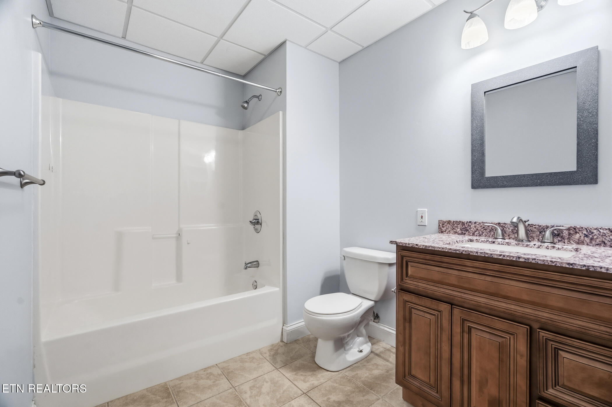 8342 Bay Garden Knoxville TN 37938
