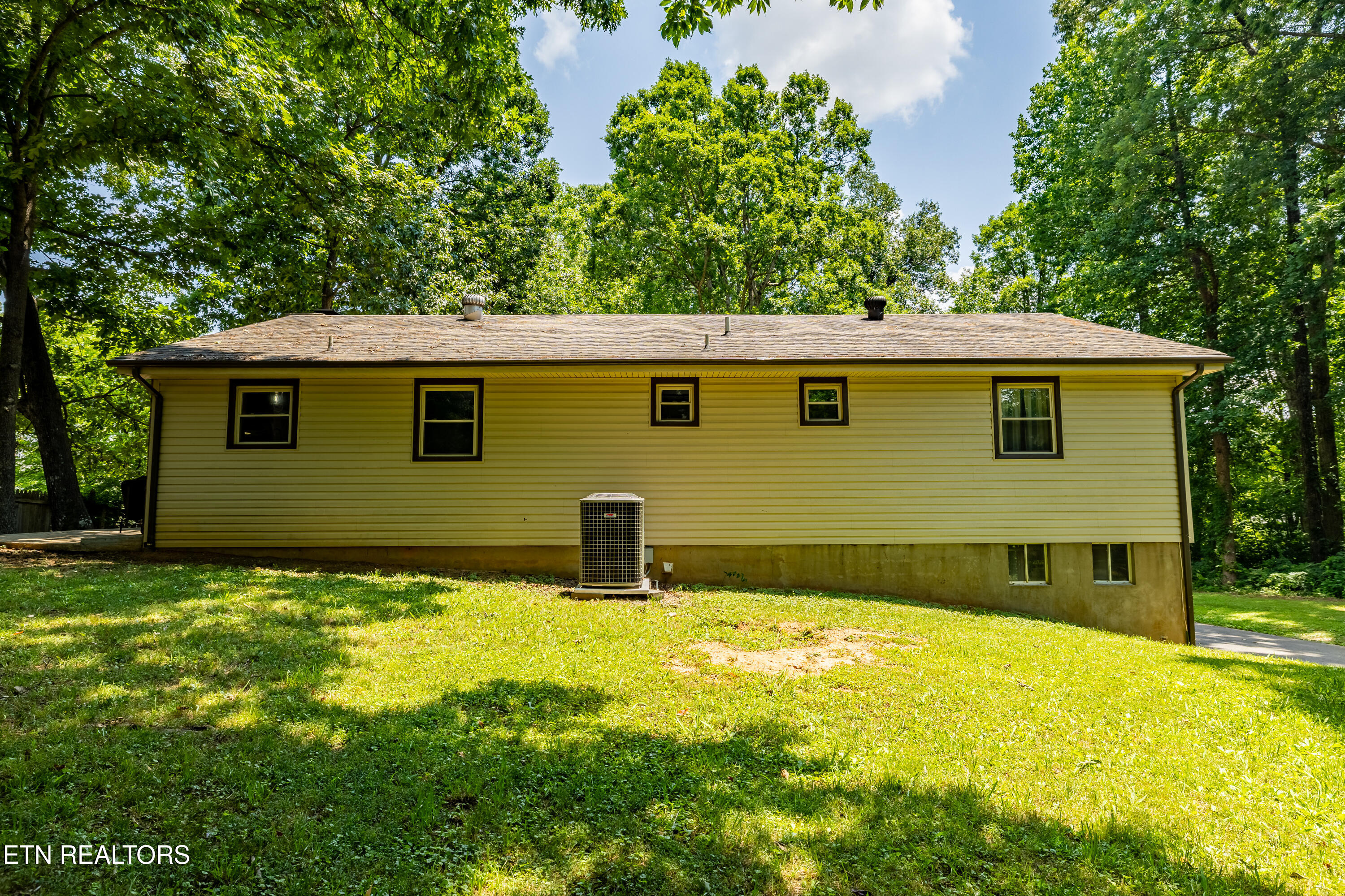 323 Seymour Heights Drive Seymour TN 37865