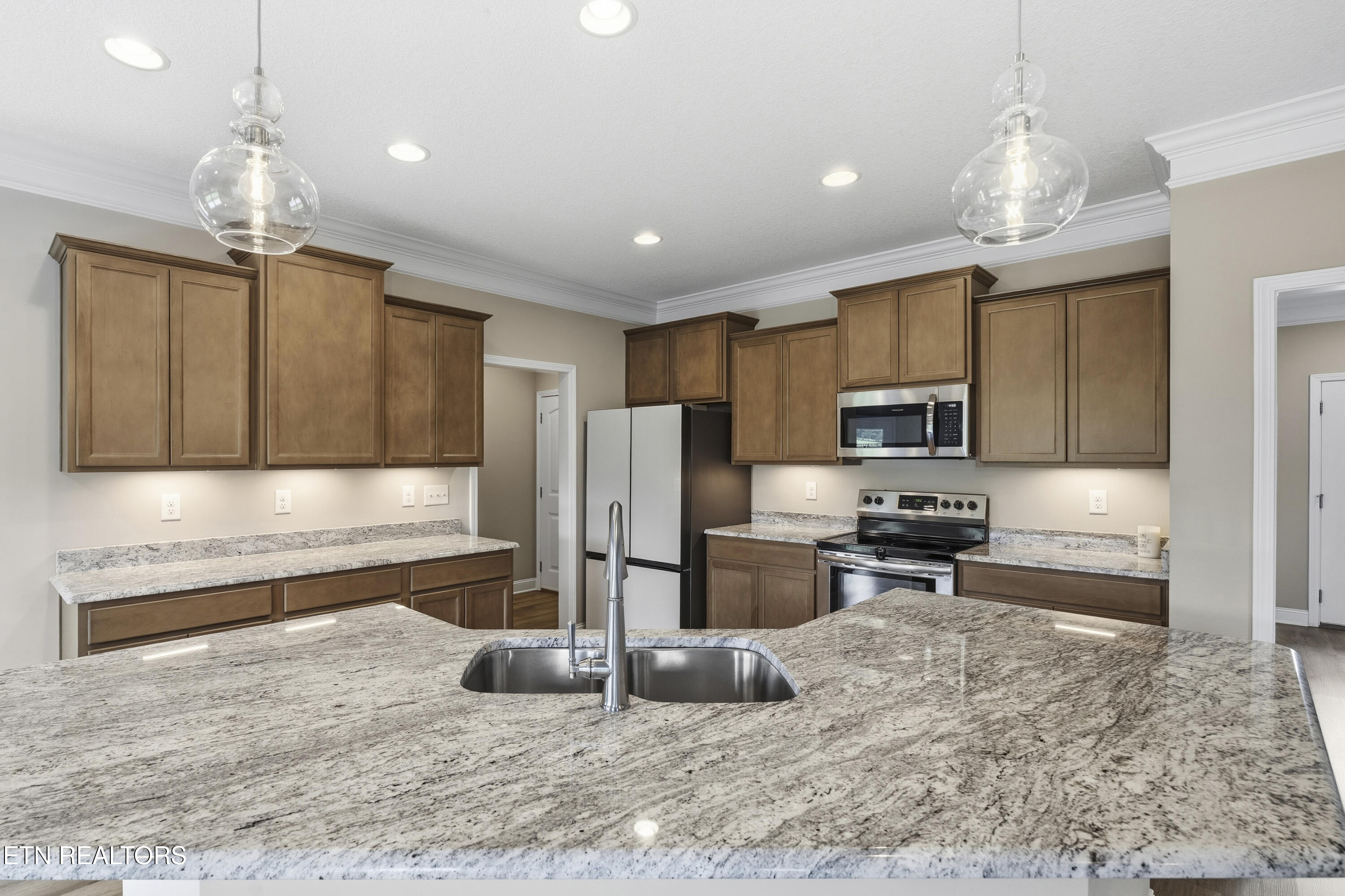 2154 Tributary Drive Sevierville TN 37876