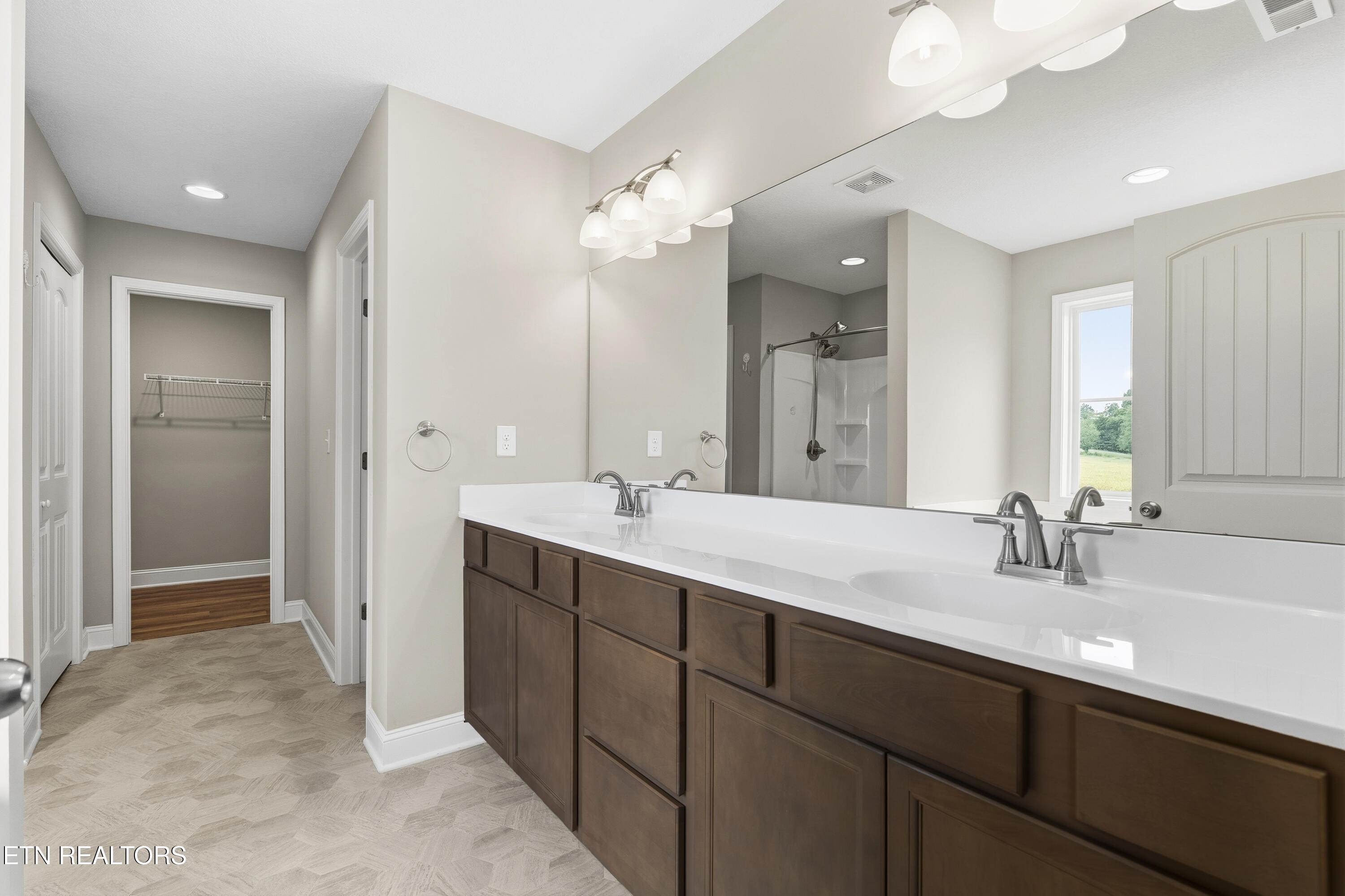 2154 Tributary Drive Sevierville TN 37876