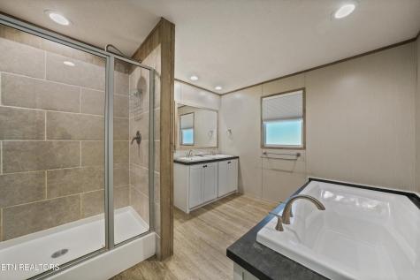 282 Lawhon Farm Road Loudon TN 37774