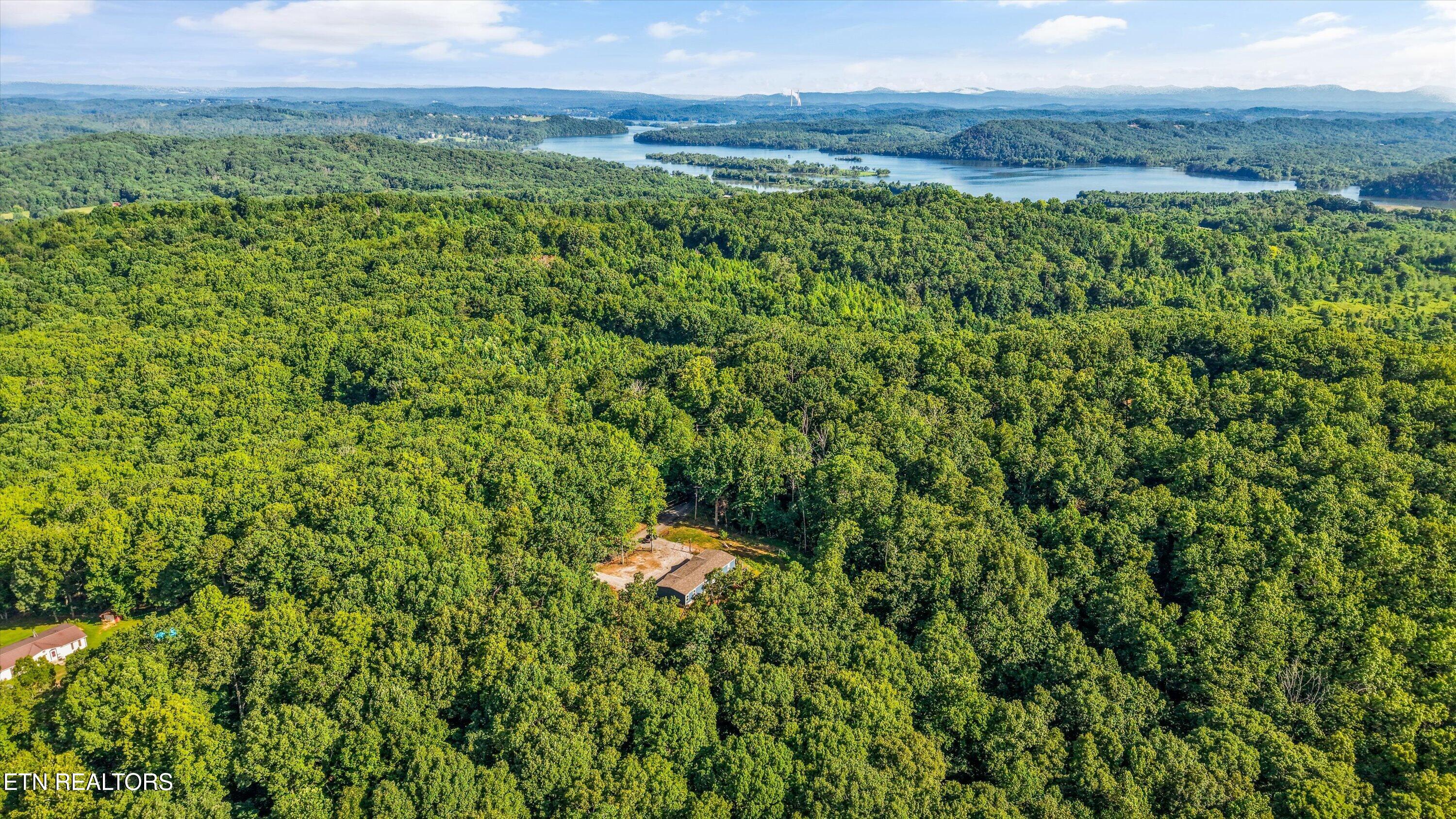 282 Lawhon Farm Road Loudon TN 37774