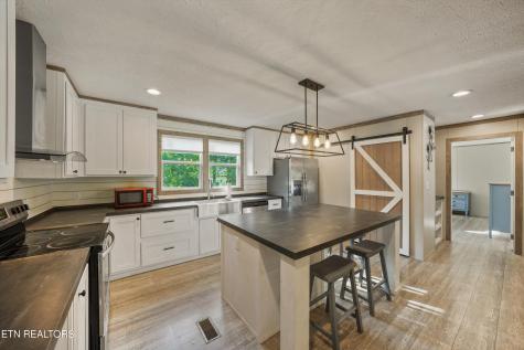 282 Lawhon Farm Road Loudon TN 37774