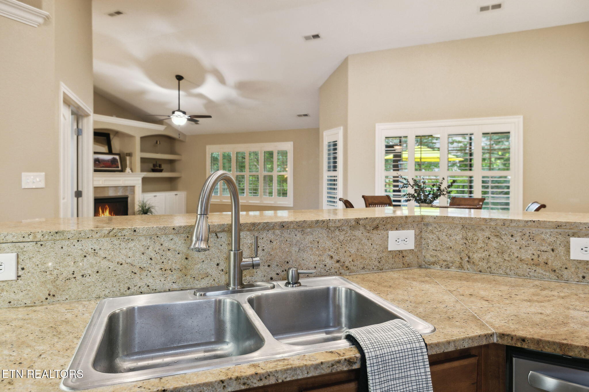 12240 Mossy Point Way Knoxville TN 37922