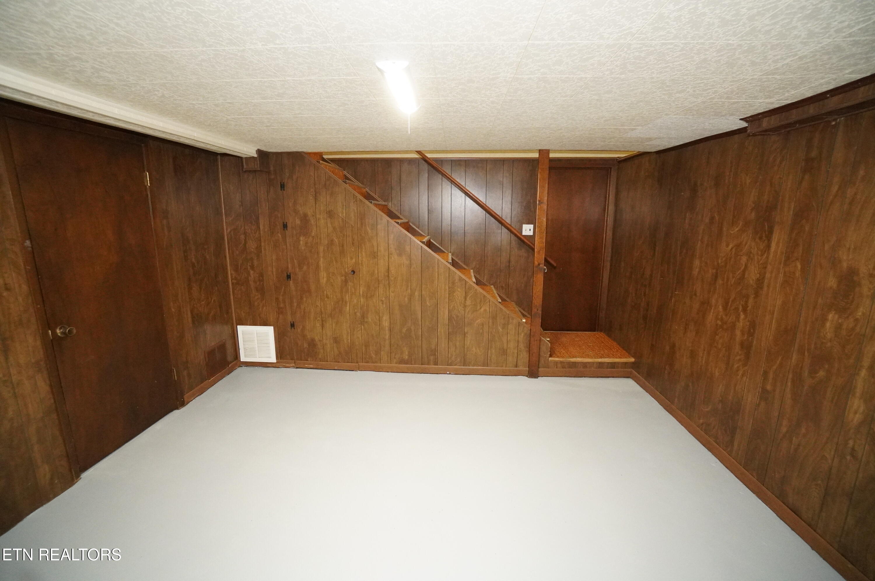 633 Shaver Drive Talbott TN 37877