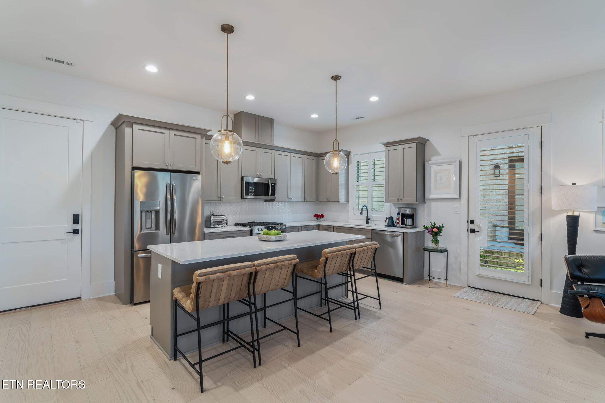9827 Clingmans Dome Drive Knoxville TN 37922