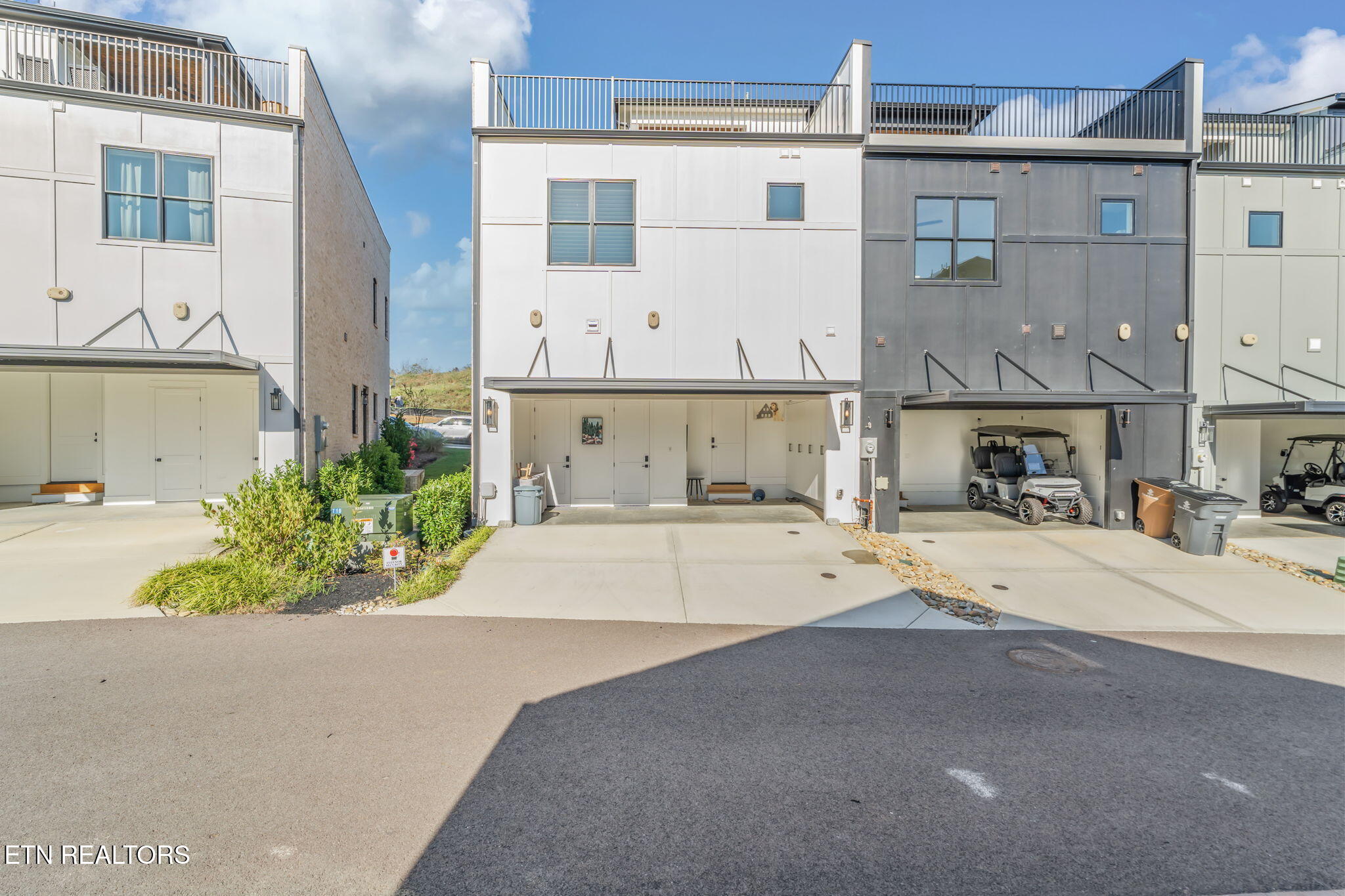 9827 Clingmans Dome Drive Knoxville TN 37922