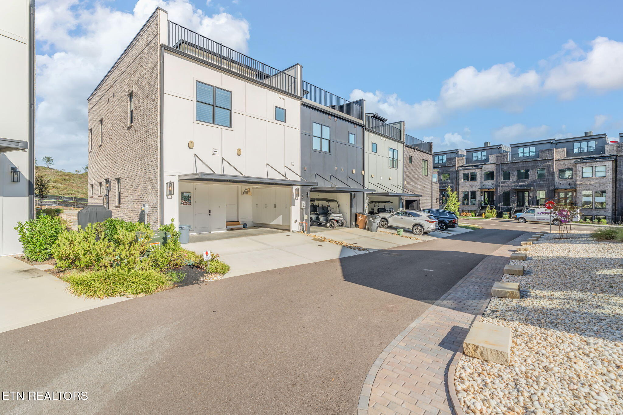 9827 Clingmans Dome Drive Knoxville TN 37922