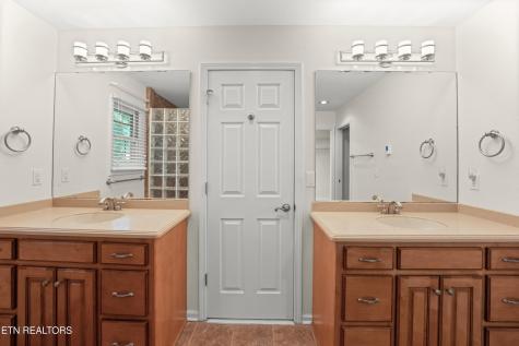 106 Mariners Drive Crossville TN 38558