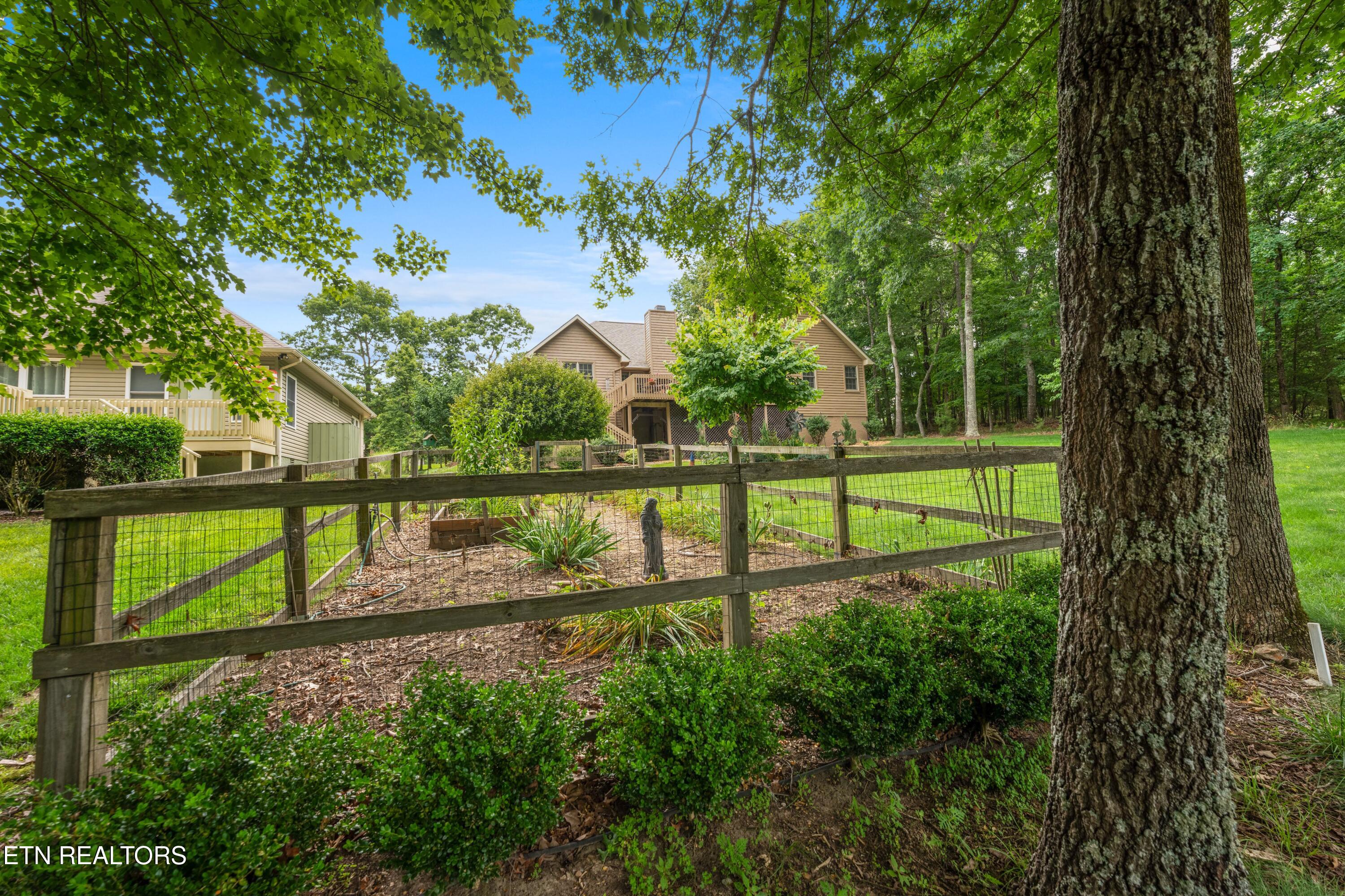 106 Mariners Drive Crossville TN 38558