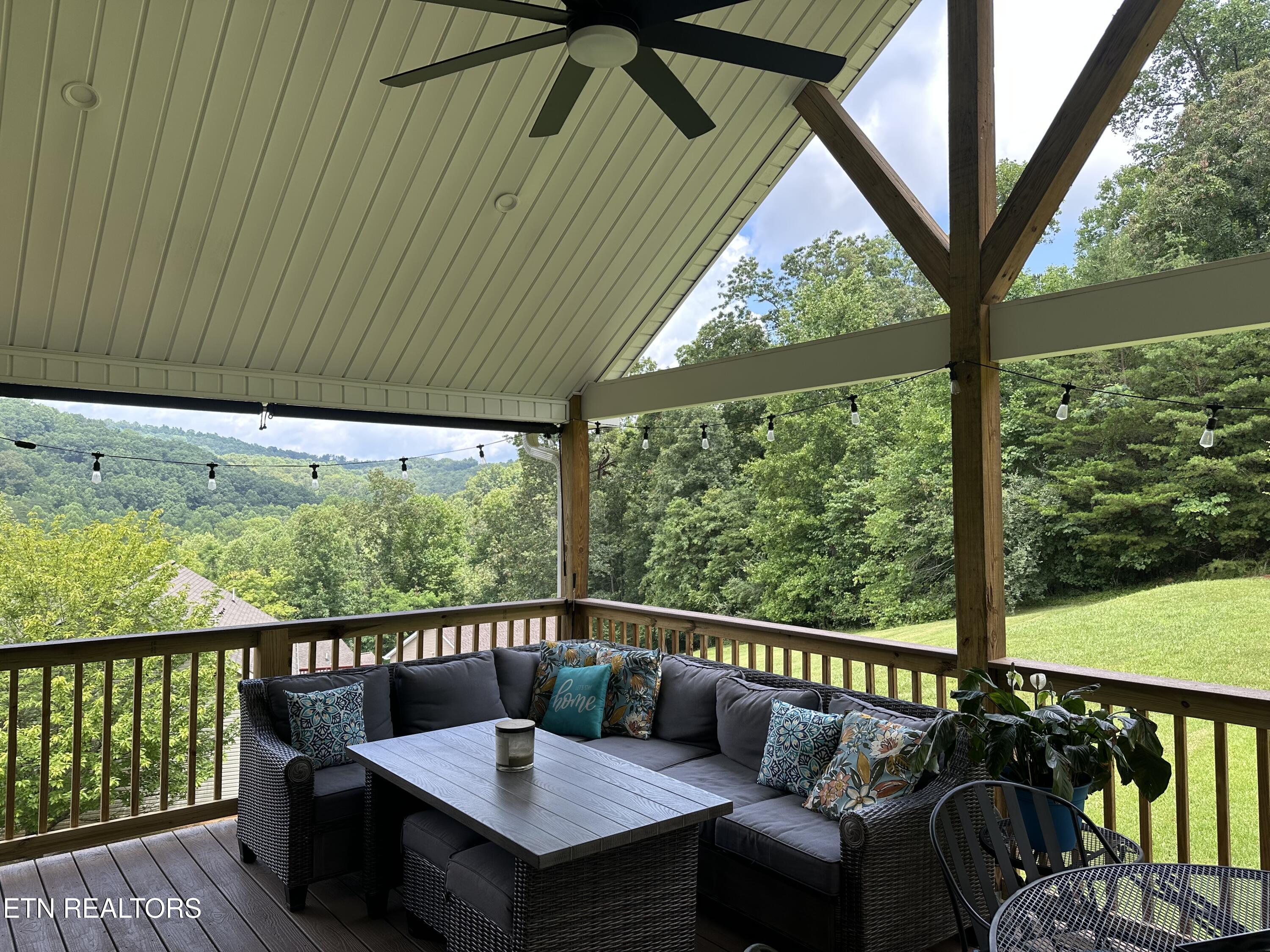 667 Pine Hollow Road Jacksboro TN 37757