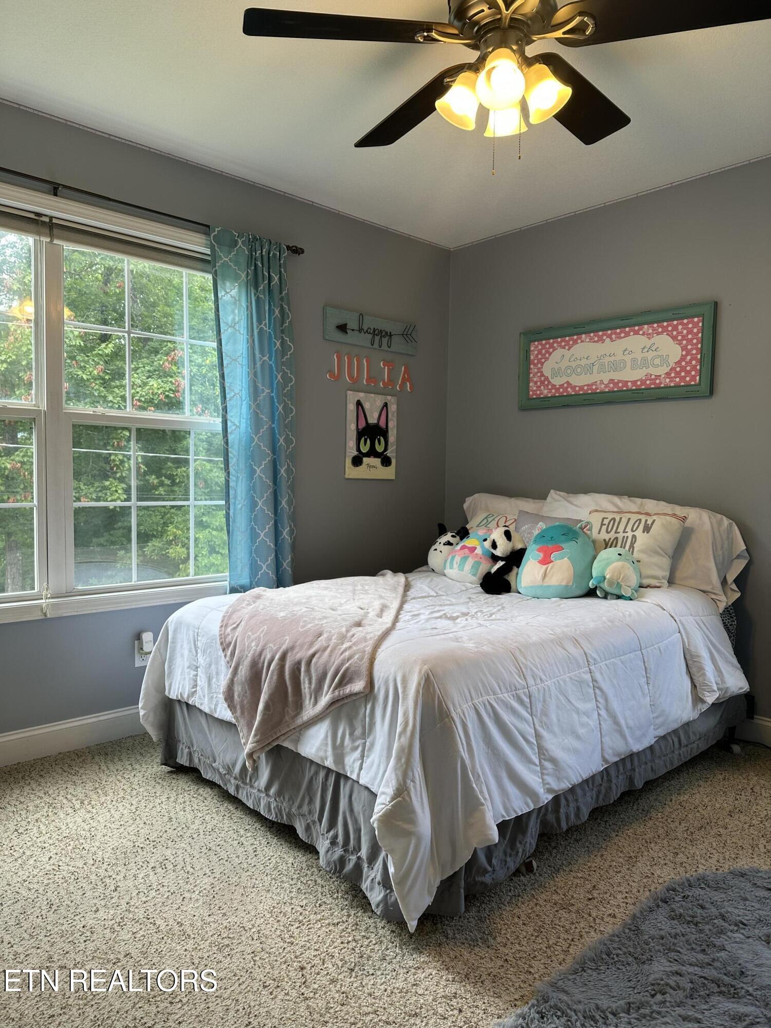 667 Pine Hollow Road Jacksboro TN 37757