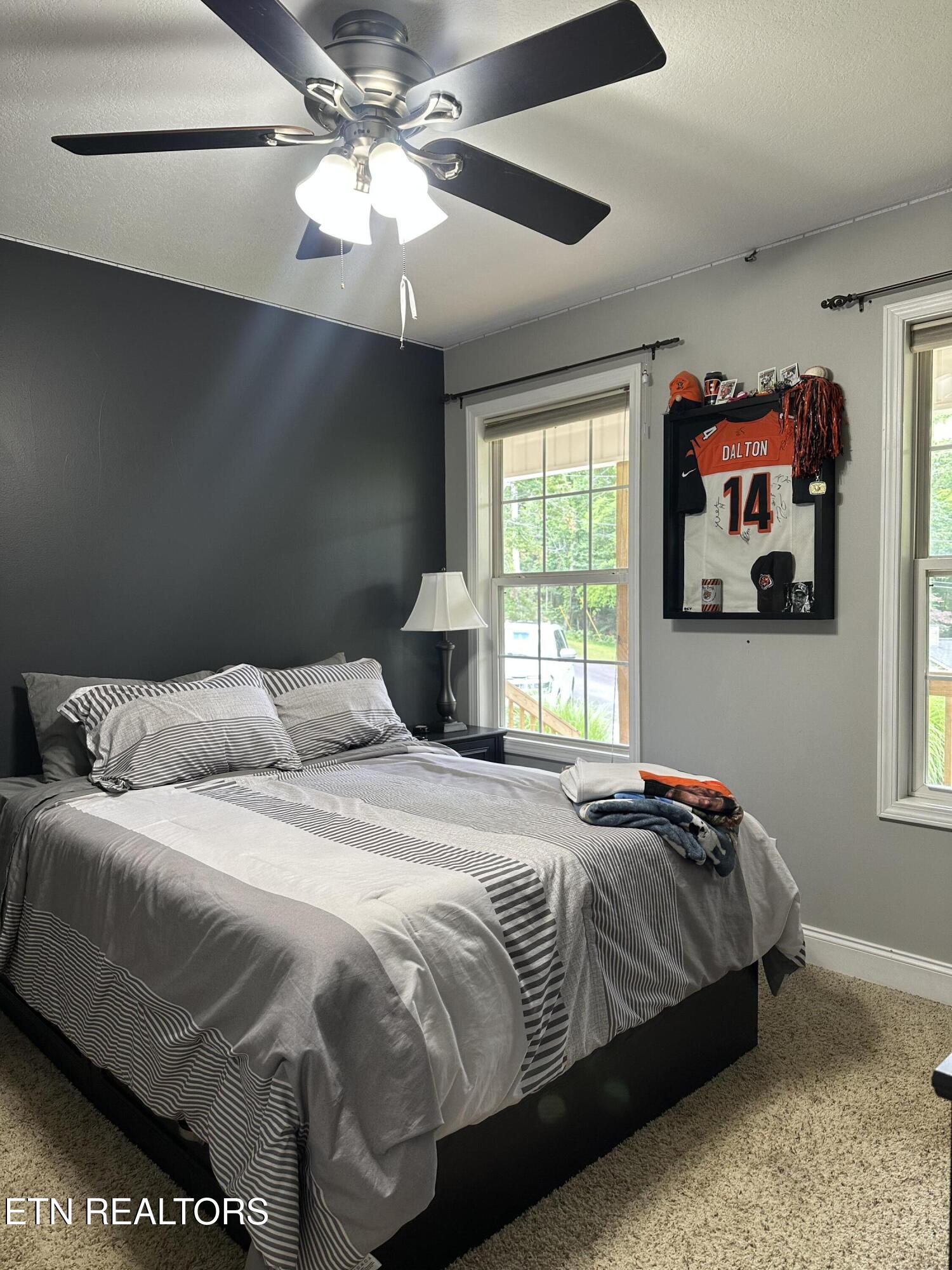 667 Pine Hollow Road Jacksboro TN 37757