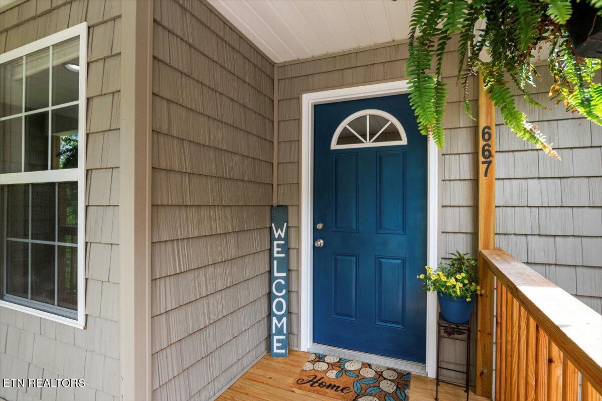 667 Pine Hollow Road Jacksboro TN 37757