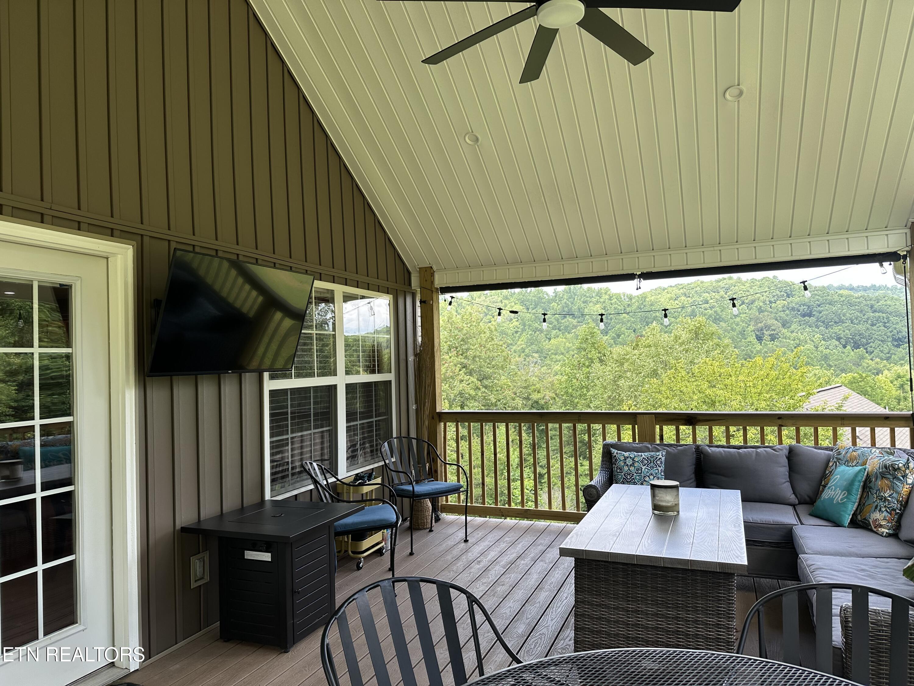 667 Pine Hollow Road Jacksboro TN 37757