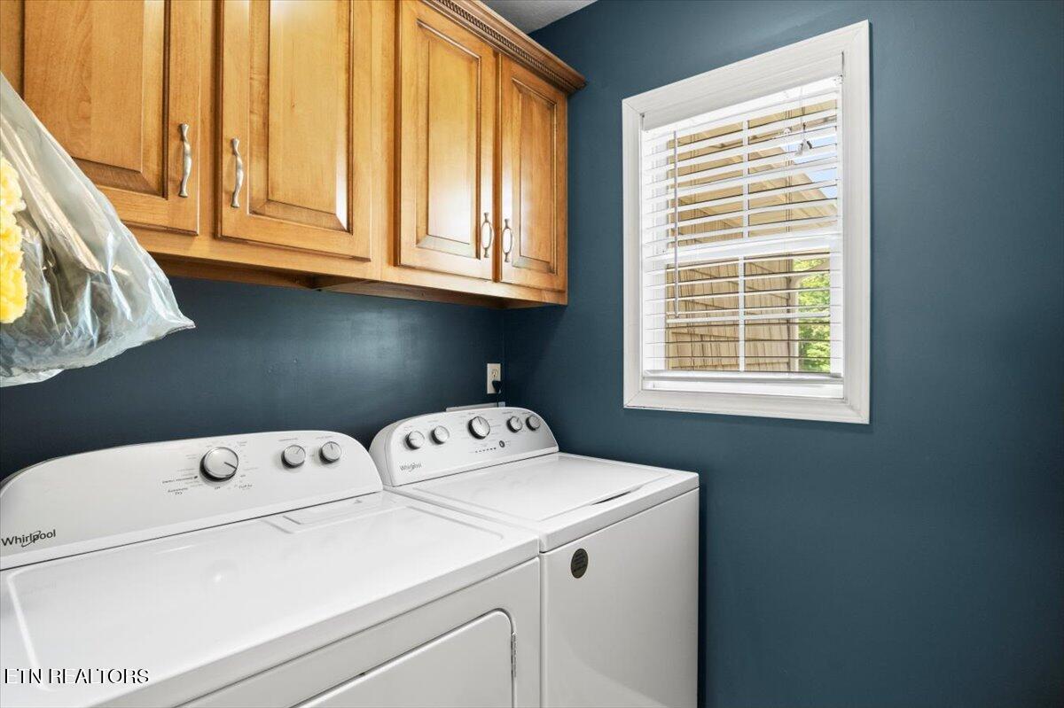 667 Pine Hollow Road Jacksboro TN 37757