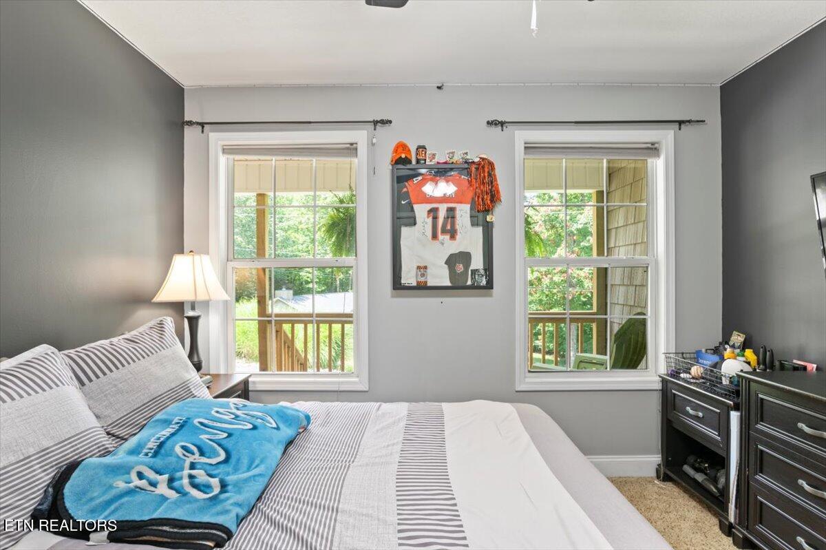 667 Pine Hollow Road Jacksboro TN 37757