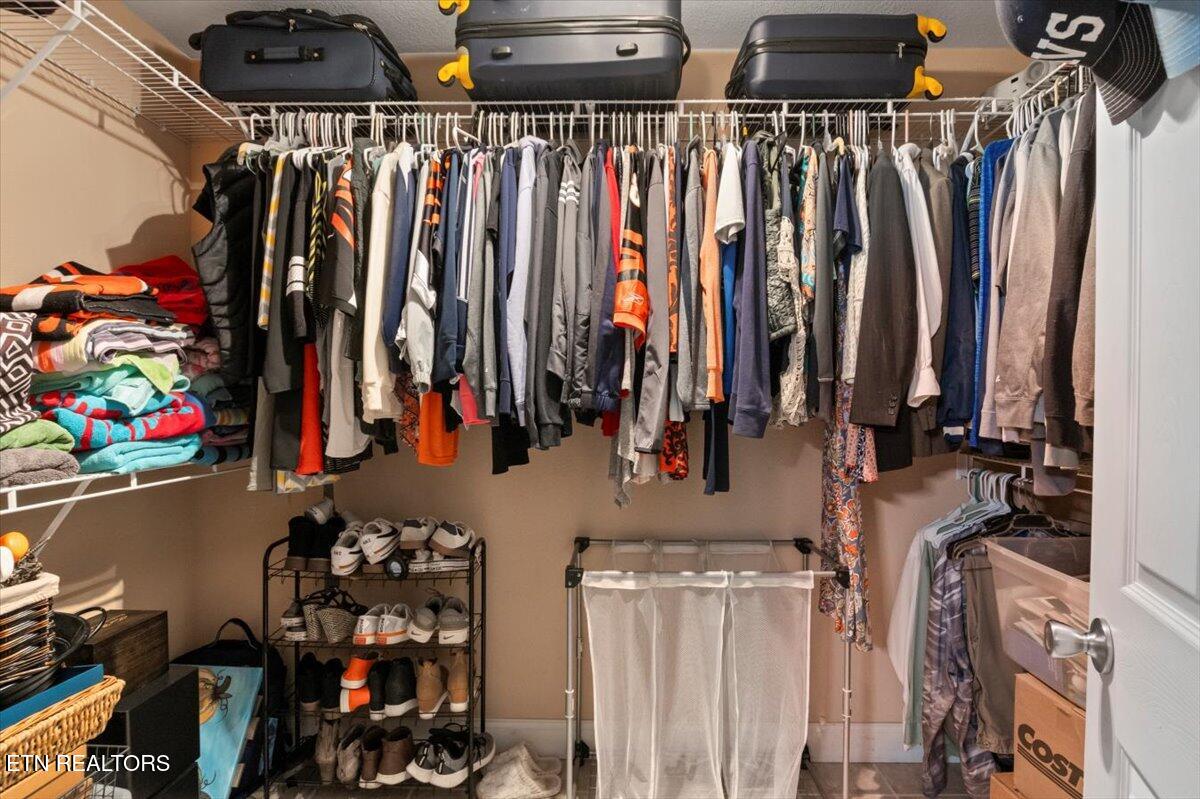 667 Pine Hollow Road Jacksboro TN 37757