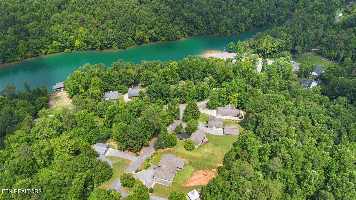 667 Pine Hollow Road Jacksboro TN 37757