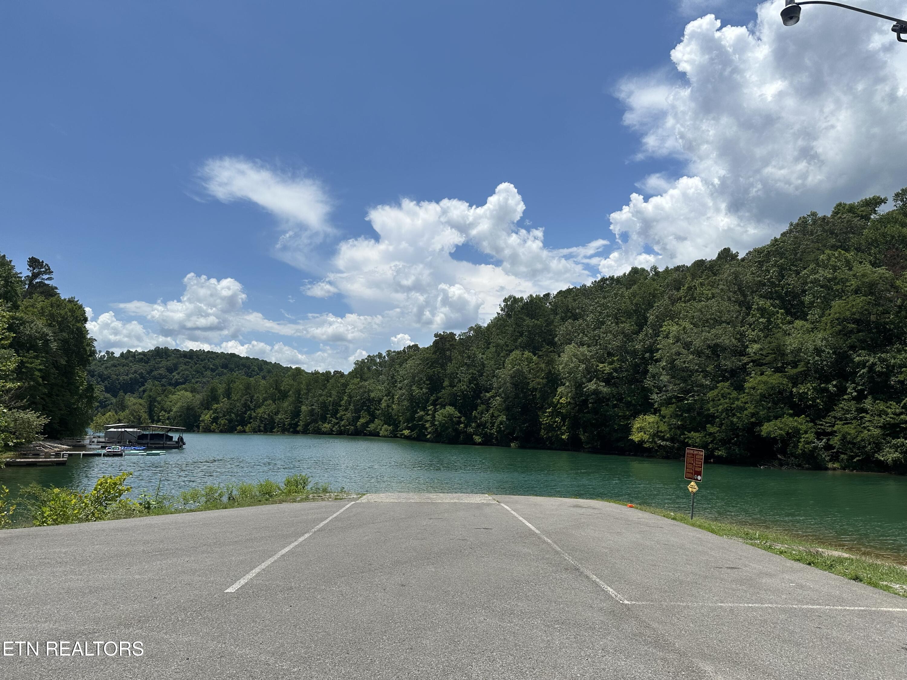 667 Pine Hollow Road Jacksboro TN 37757