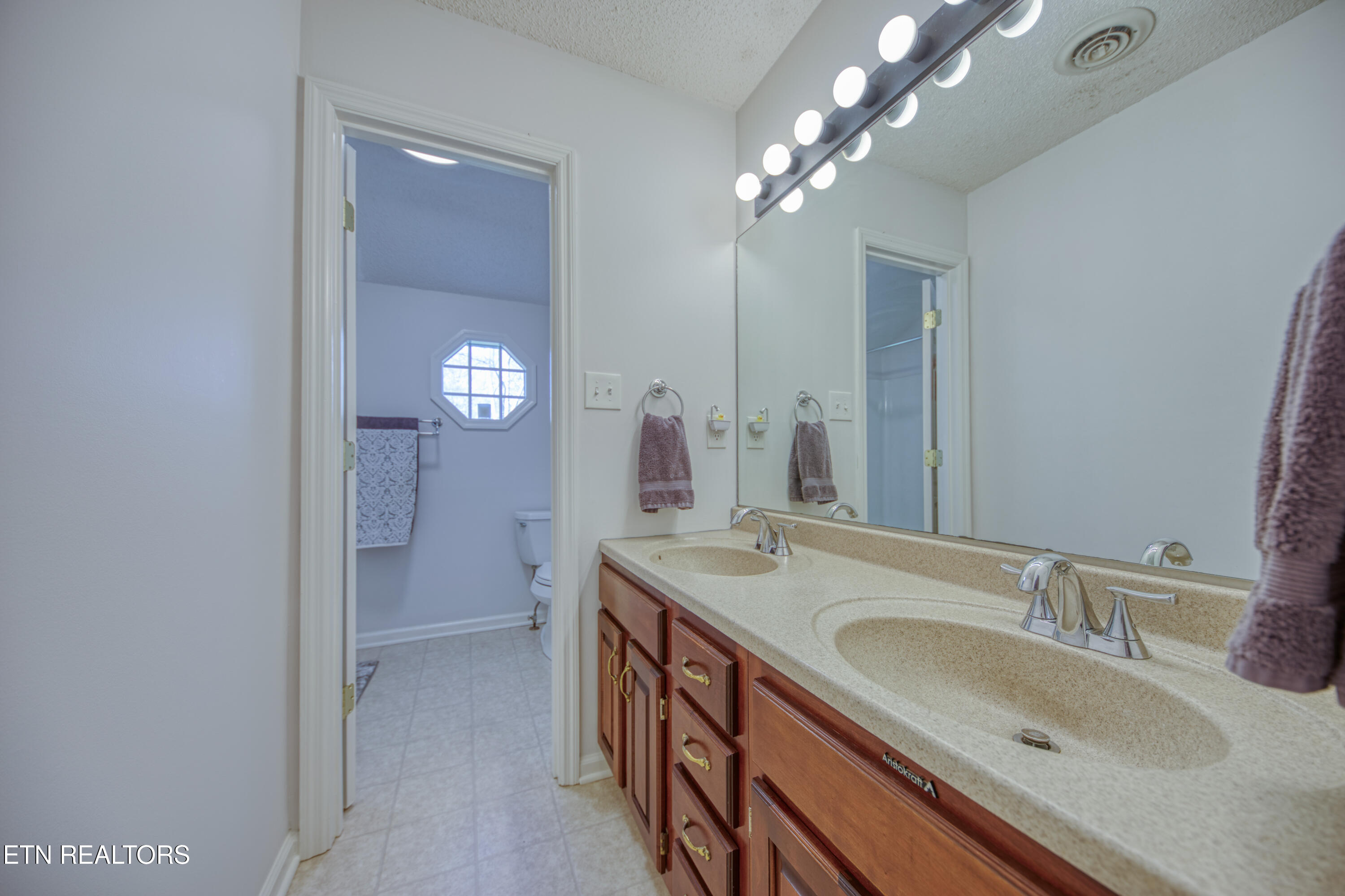 510 Maple Tree Drive Knoxville TN 37934