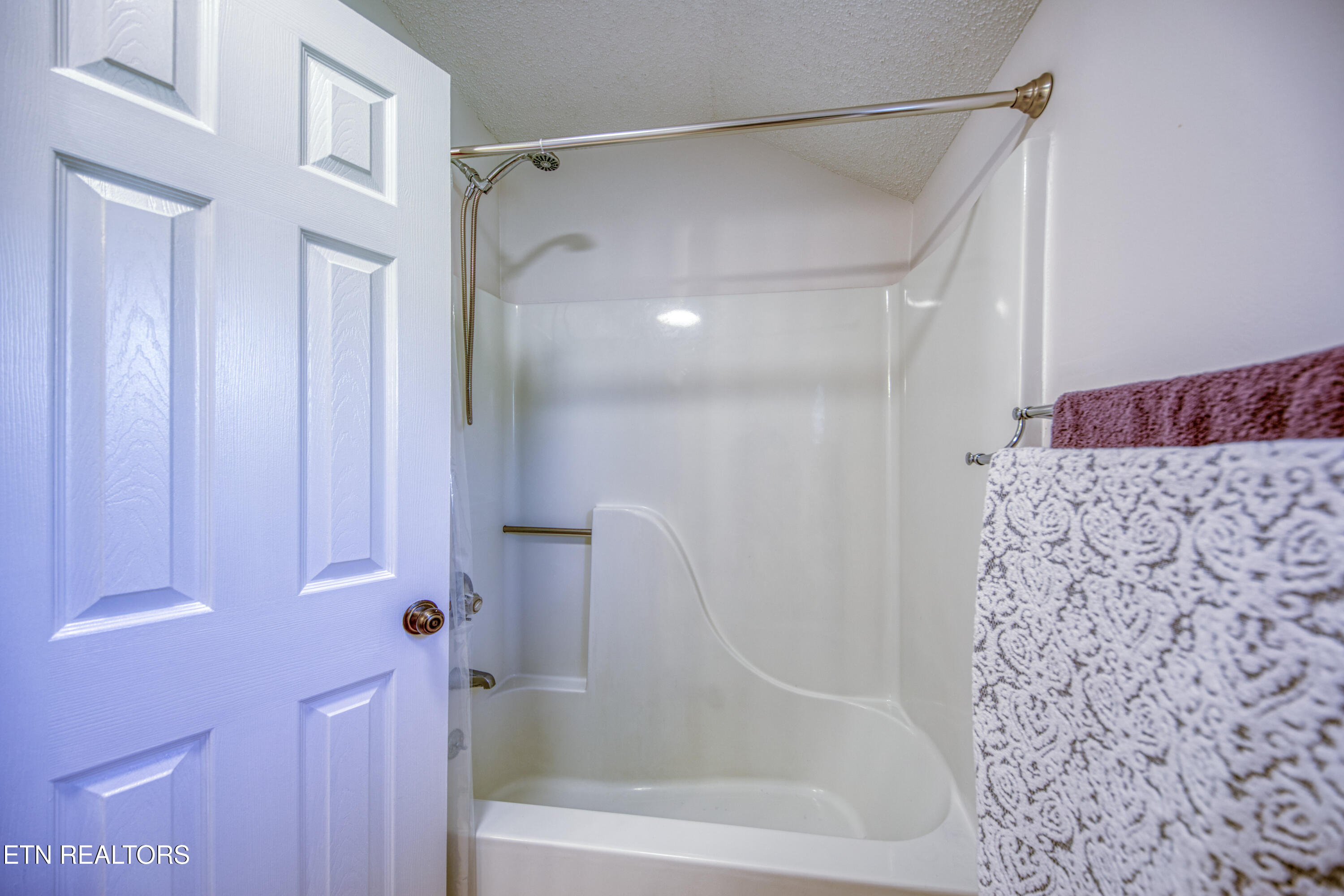 510 Maple Tree Drive Knoxville TN 37934