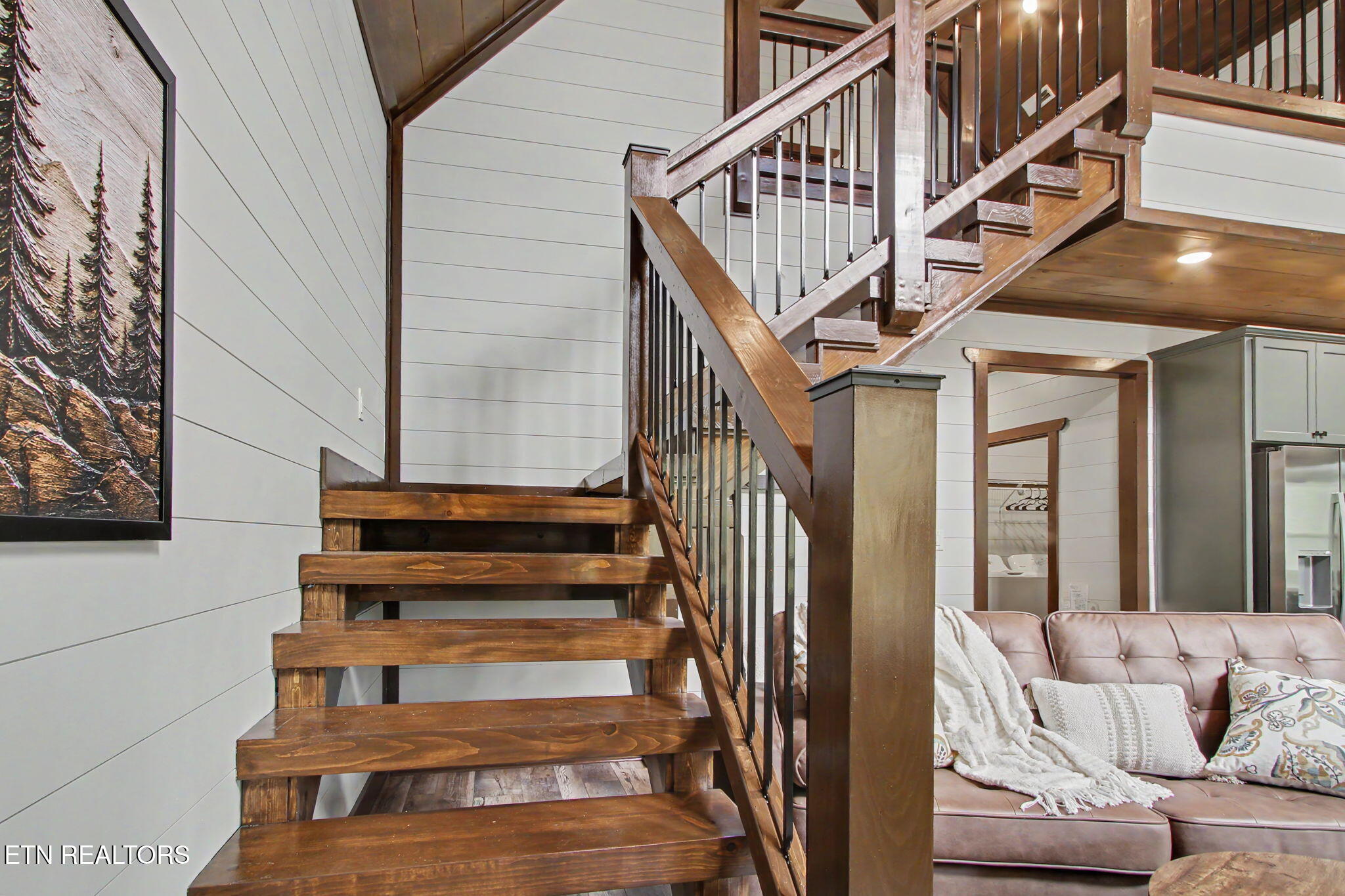 1756 Stinnett Road Sevierville TN 37876