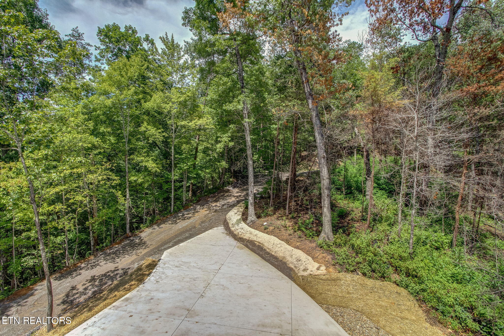 1756 Stinnett Road Sevierville TN 37876