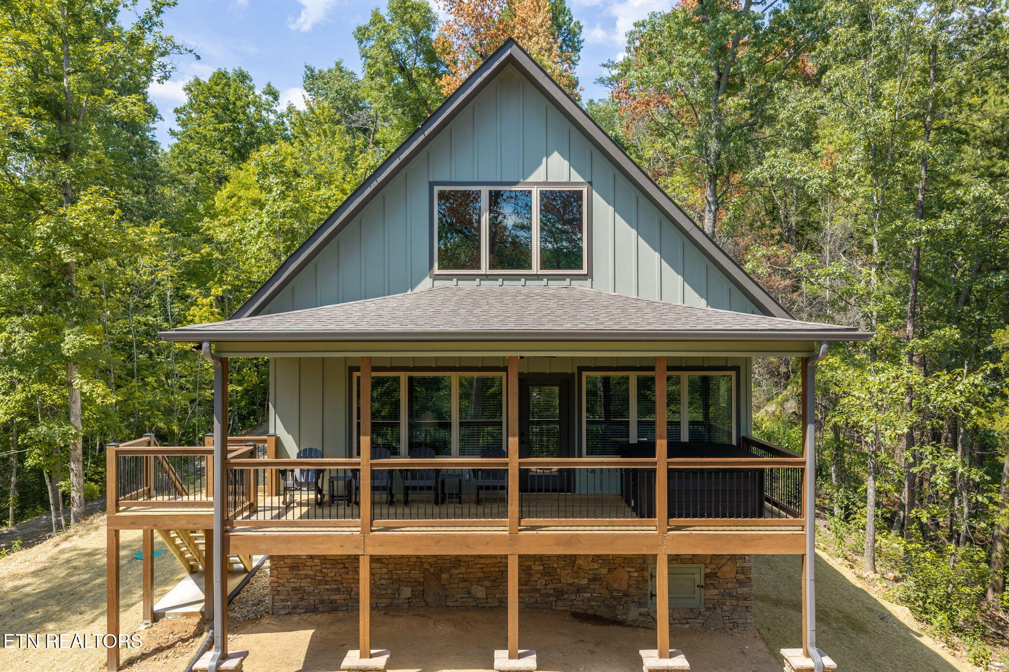 1756 Stinnett Road Sevierville TN 37876