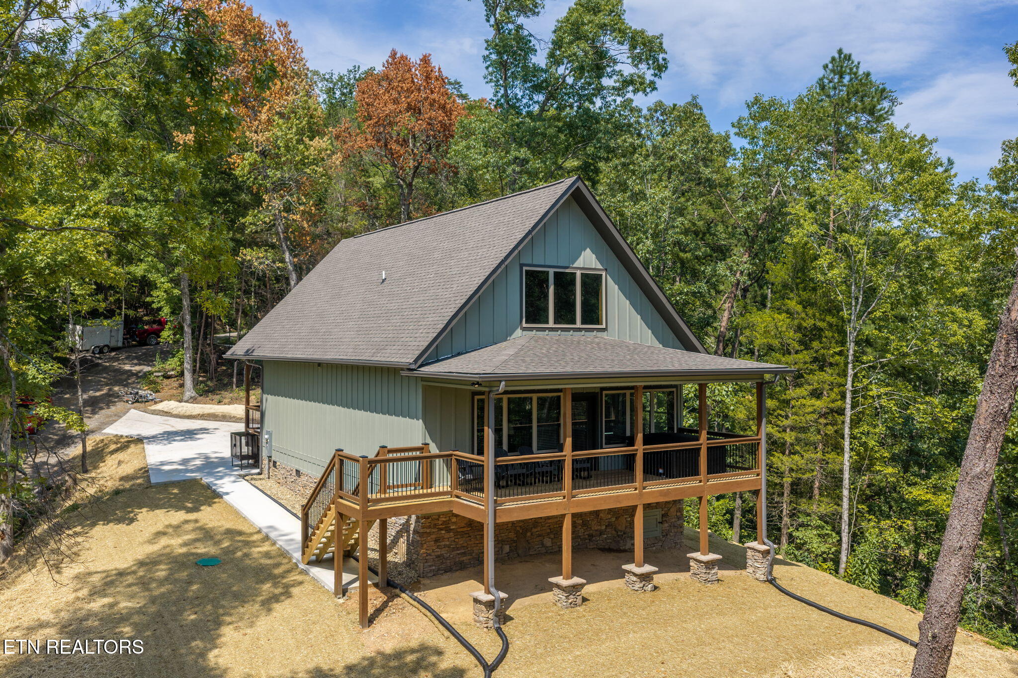 1756 Stinnett Road Sevierville TN 37876