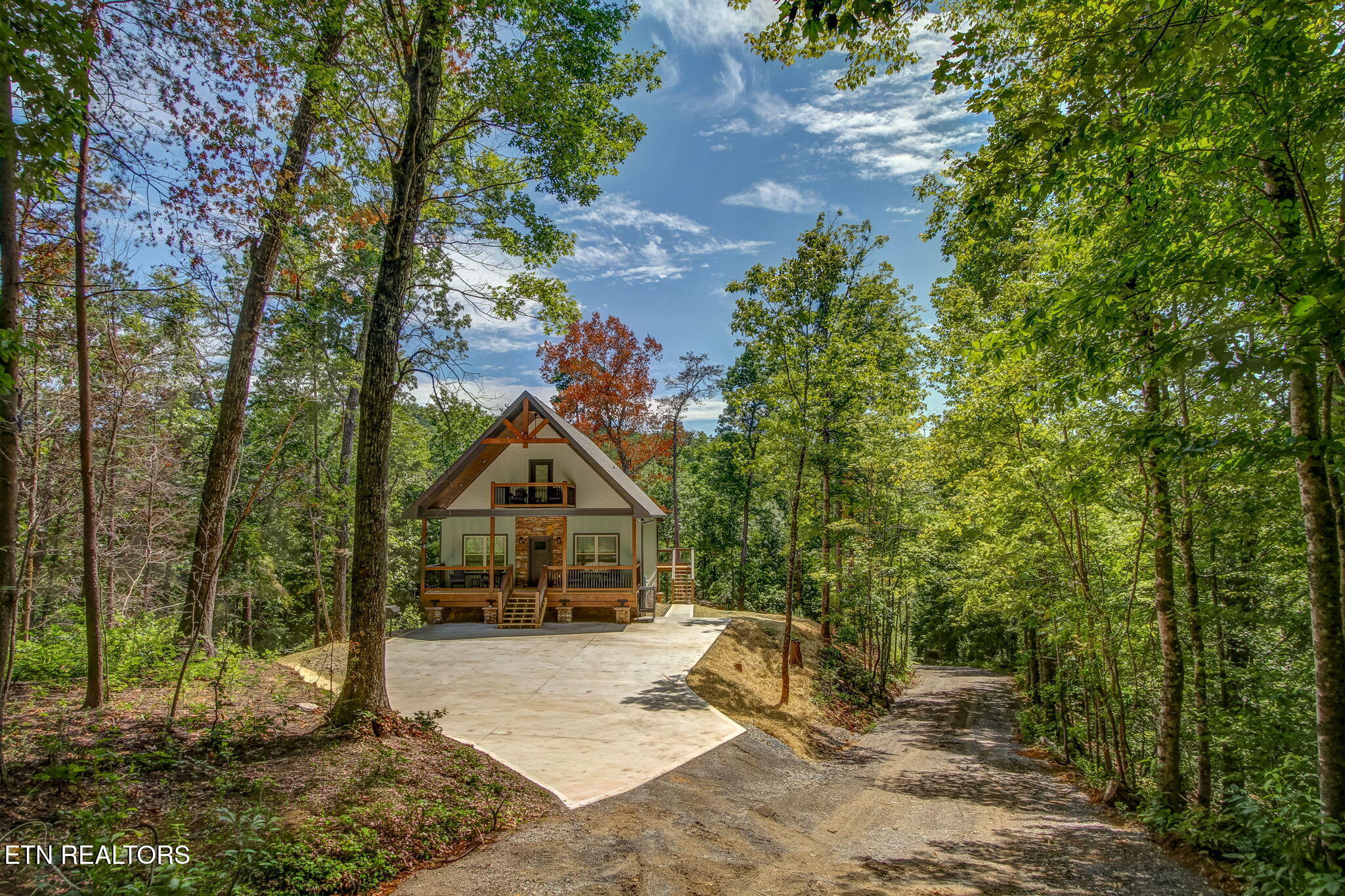 1756 Stinnett Road Sevierville TN 37876