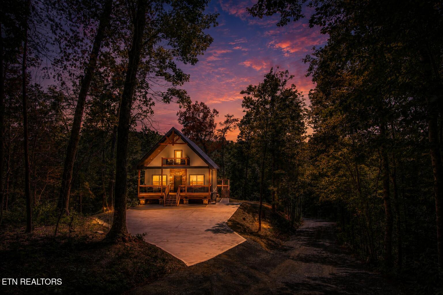 1756 Stinnett Road Sevierville TN 37876