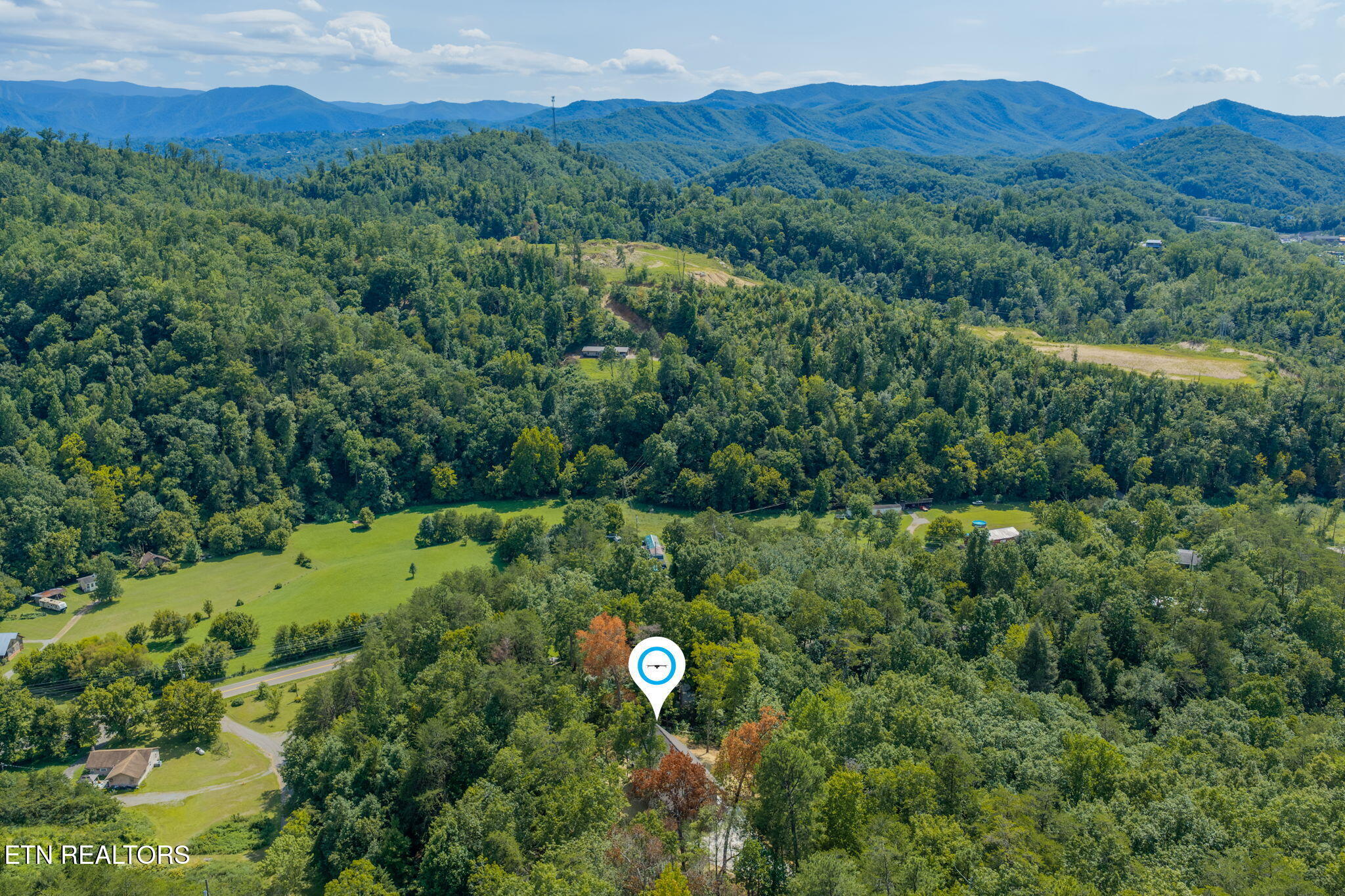 1756 Stinnett Road Sevierville TN 37876