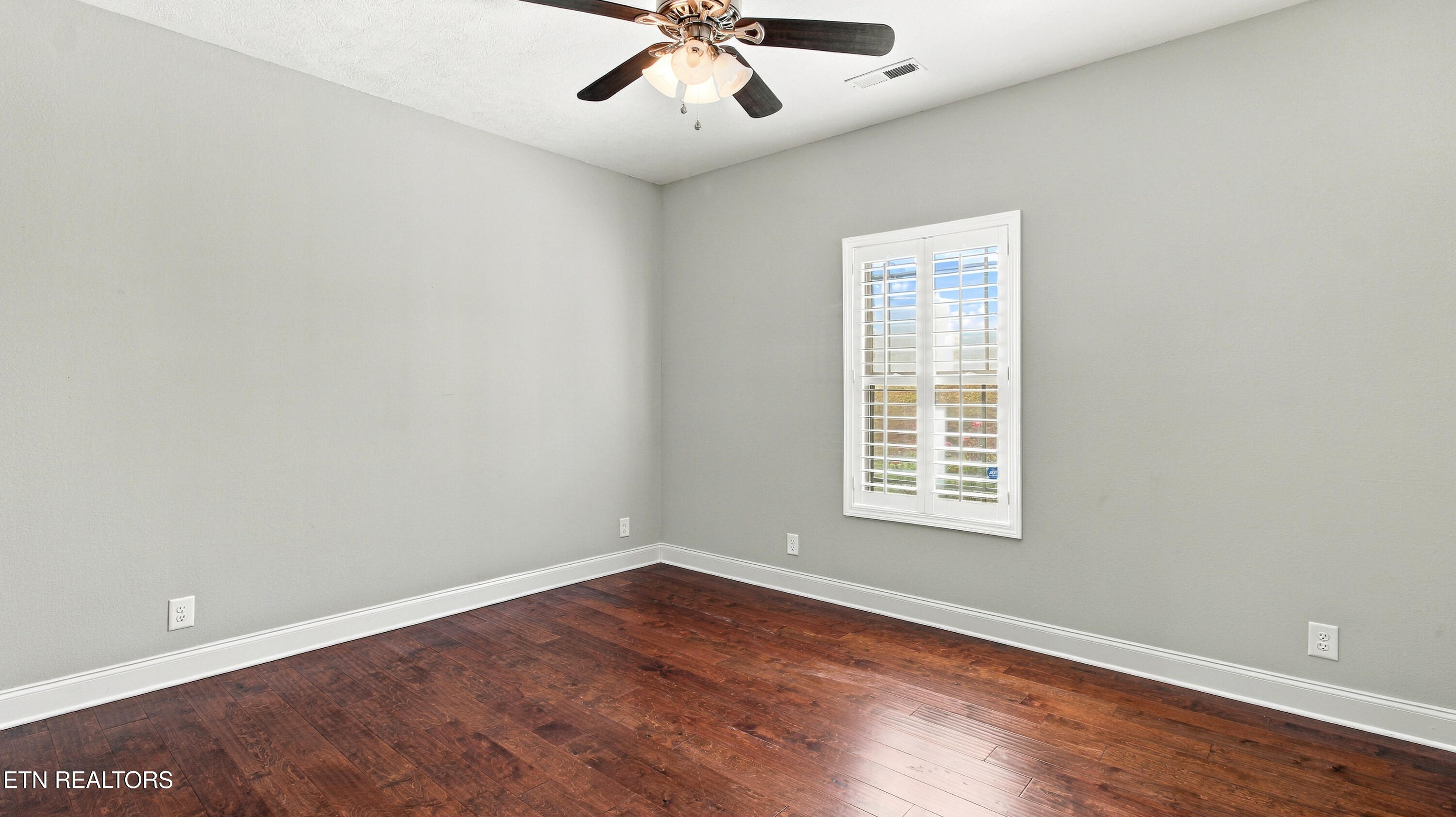 237 Miller Road Clinton TN 37716