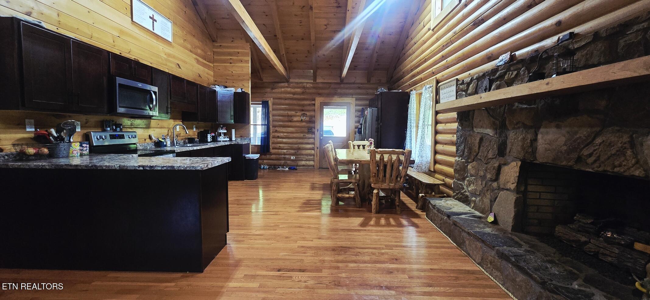 1095 Stanley Creek Road Oneida TN 37841