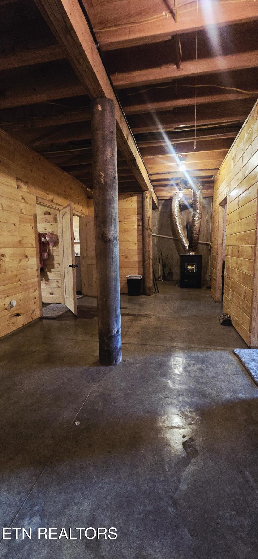 1095 Stanley Creek Road Oneida TN 37841