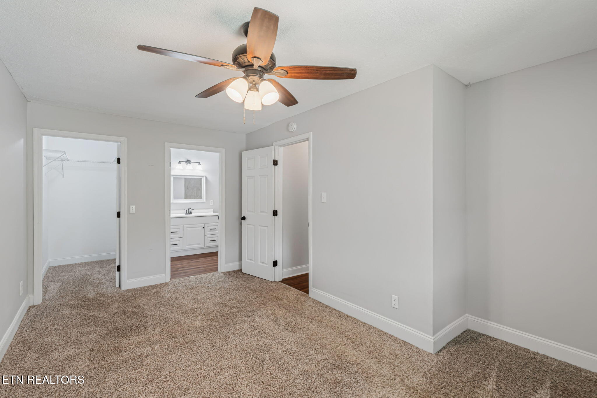 4612 Skyview Drive Knoxville TN 37917